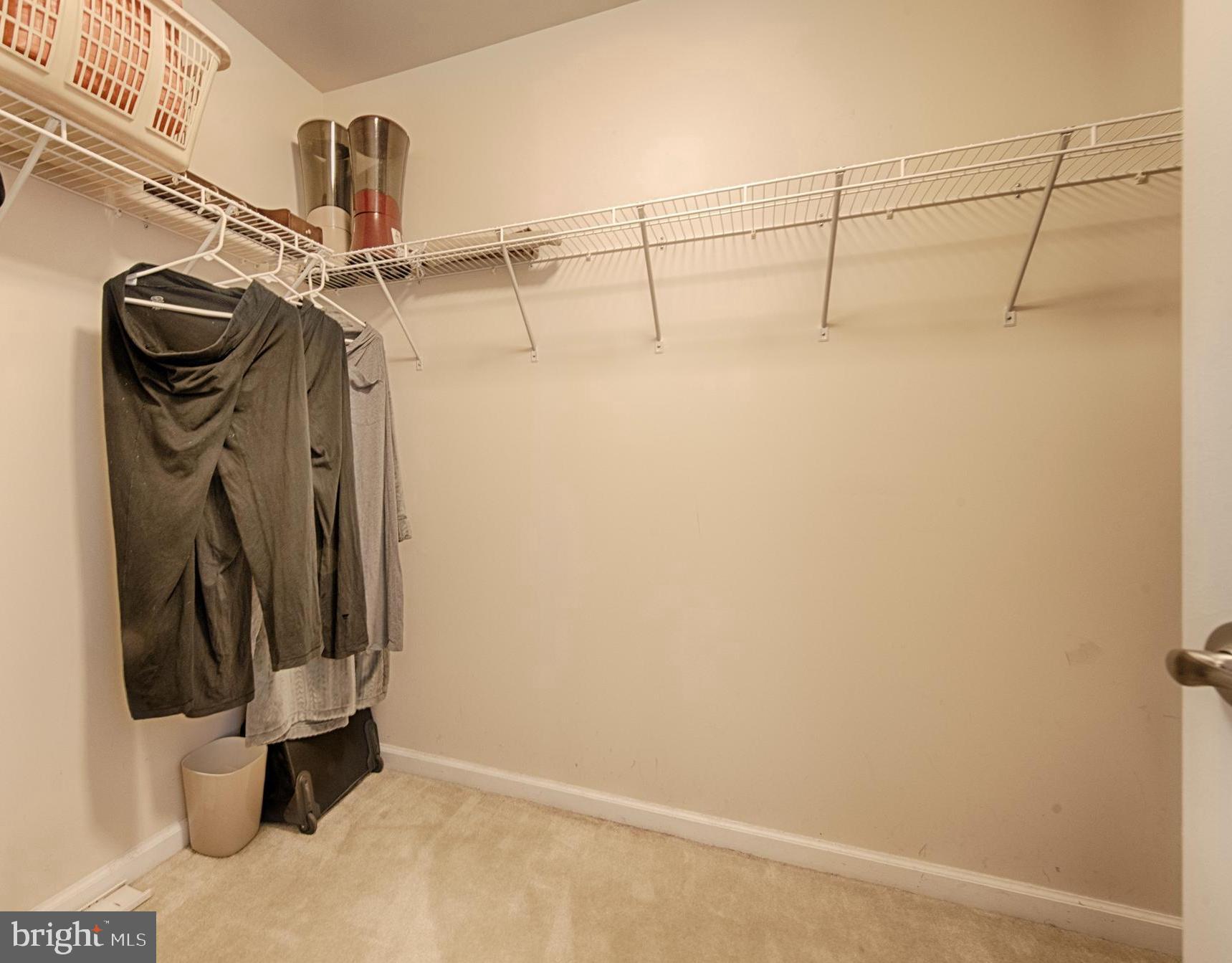 FIELDS AT ROCK GLENN - Residential