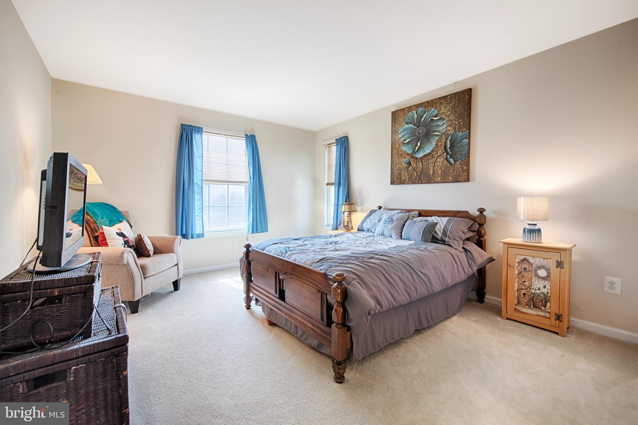 FIELDS AT ROCK GLENN - Residential