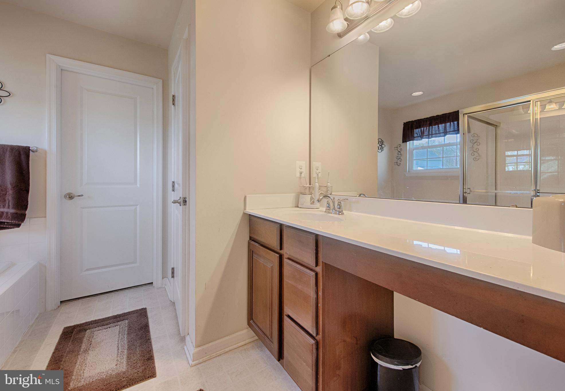 FIELDS AT ROCK GLENN - Residential