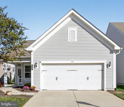 32 MONTAUK AVENUE FREDERICKSBURG VA 22406