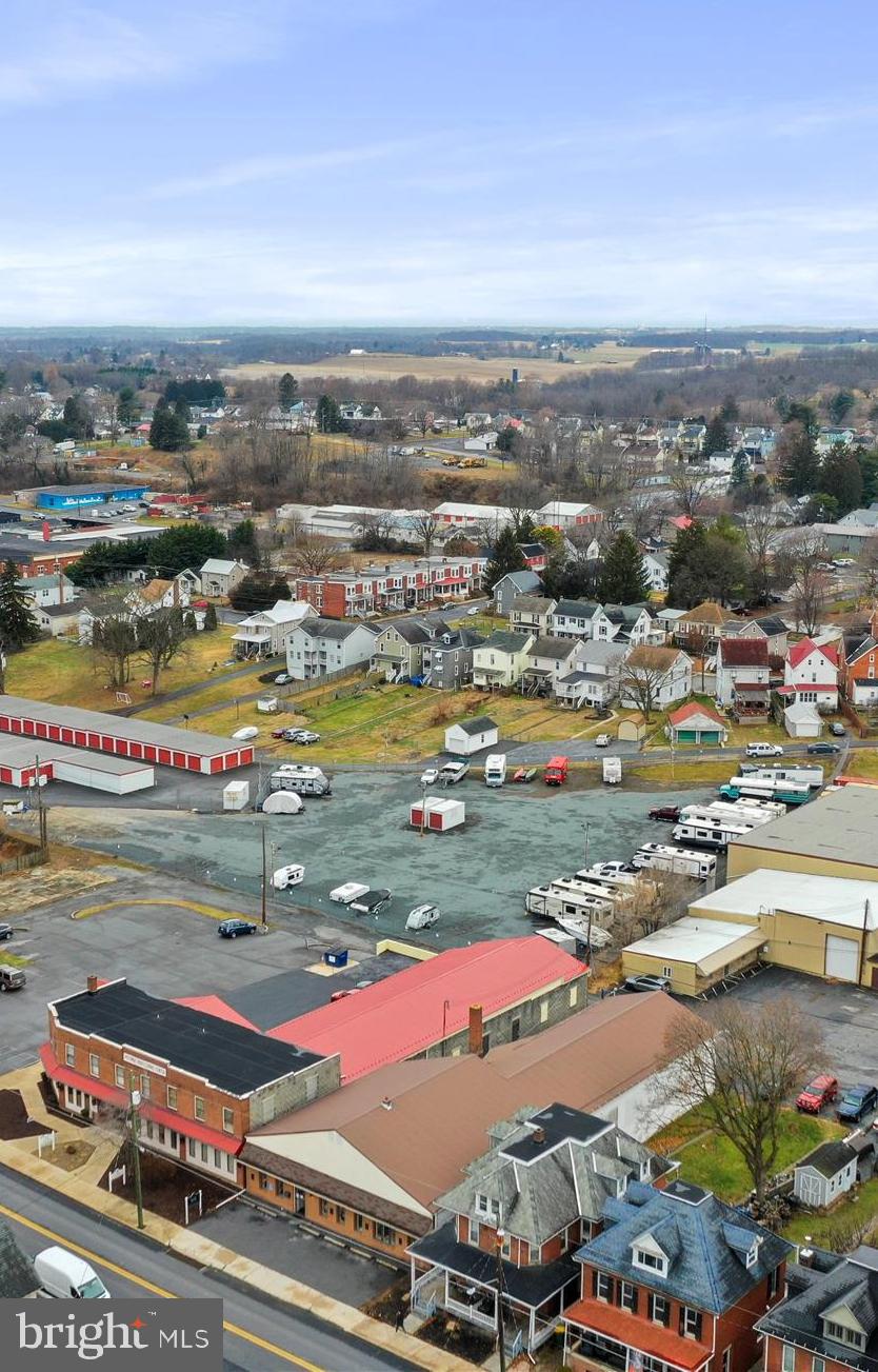 220 S S POTOMAC STREET 17