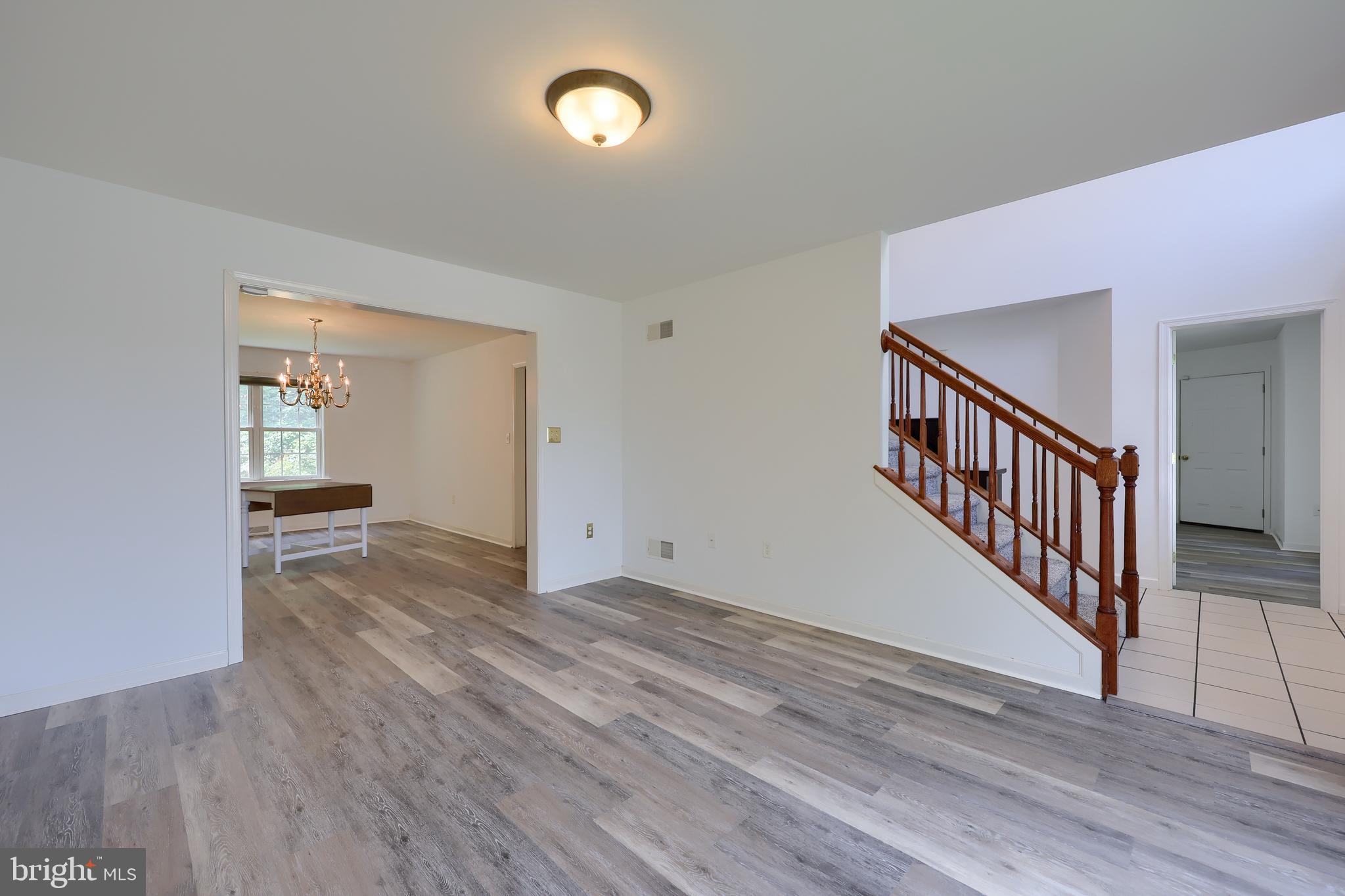 JACOBS CREEK - Residential