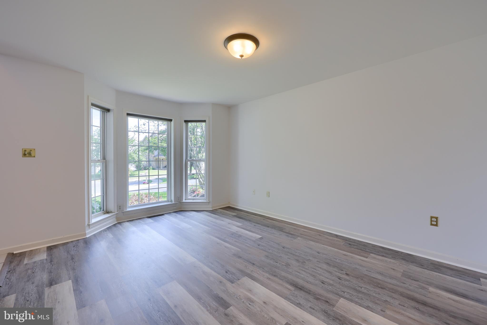 JACOBS CREEK - Residential