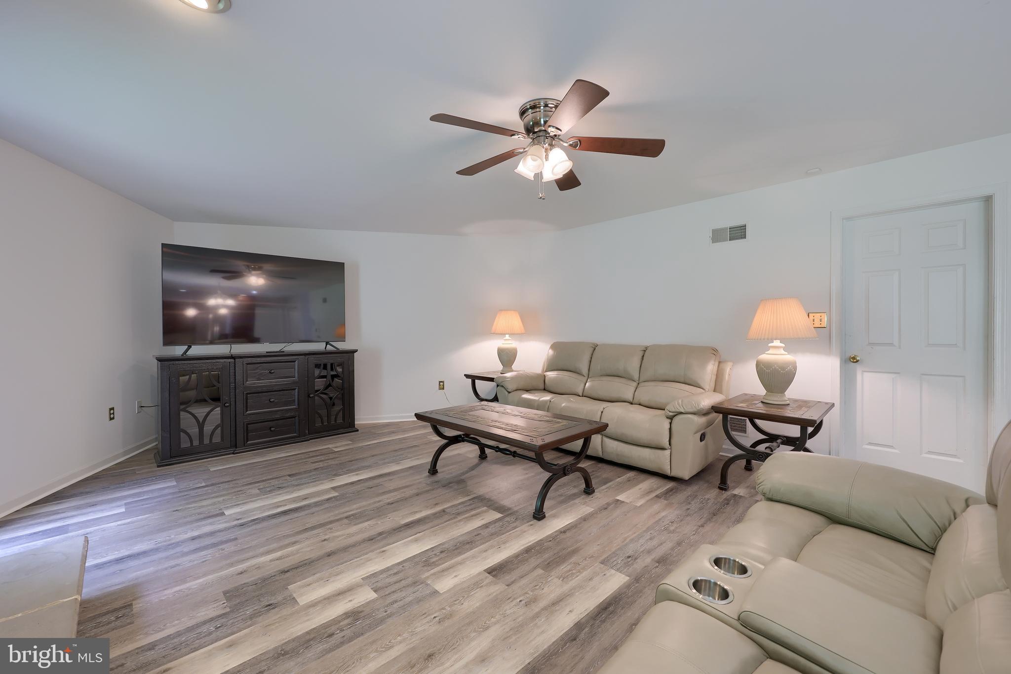 JACOBS CREEK - Residential