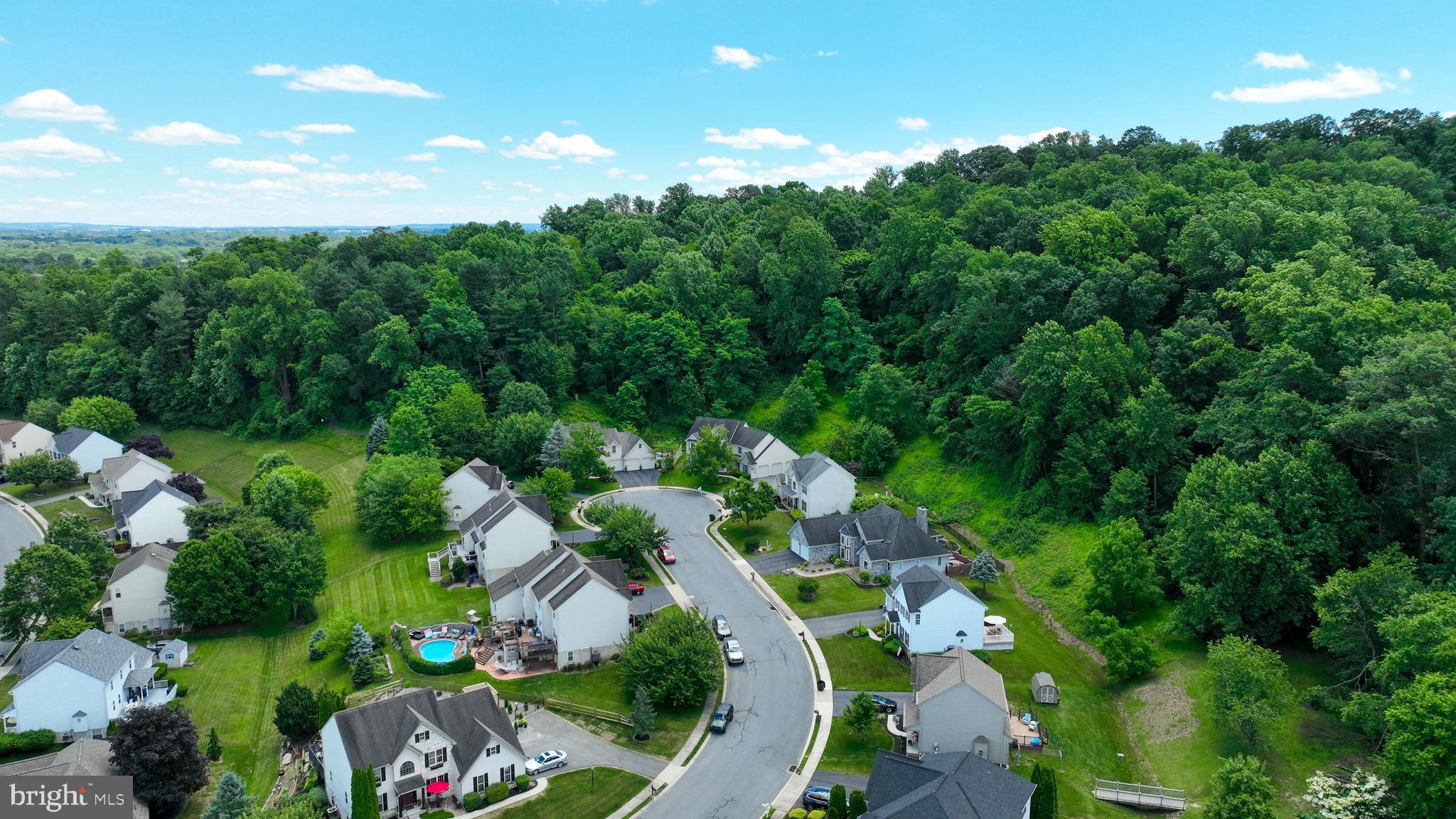 JACOBS CREEK - Residential