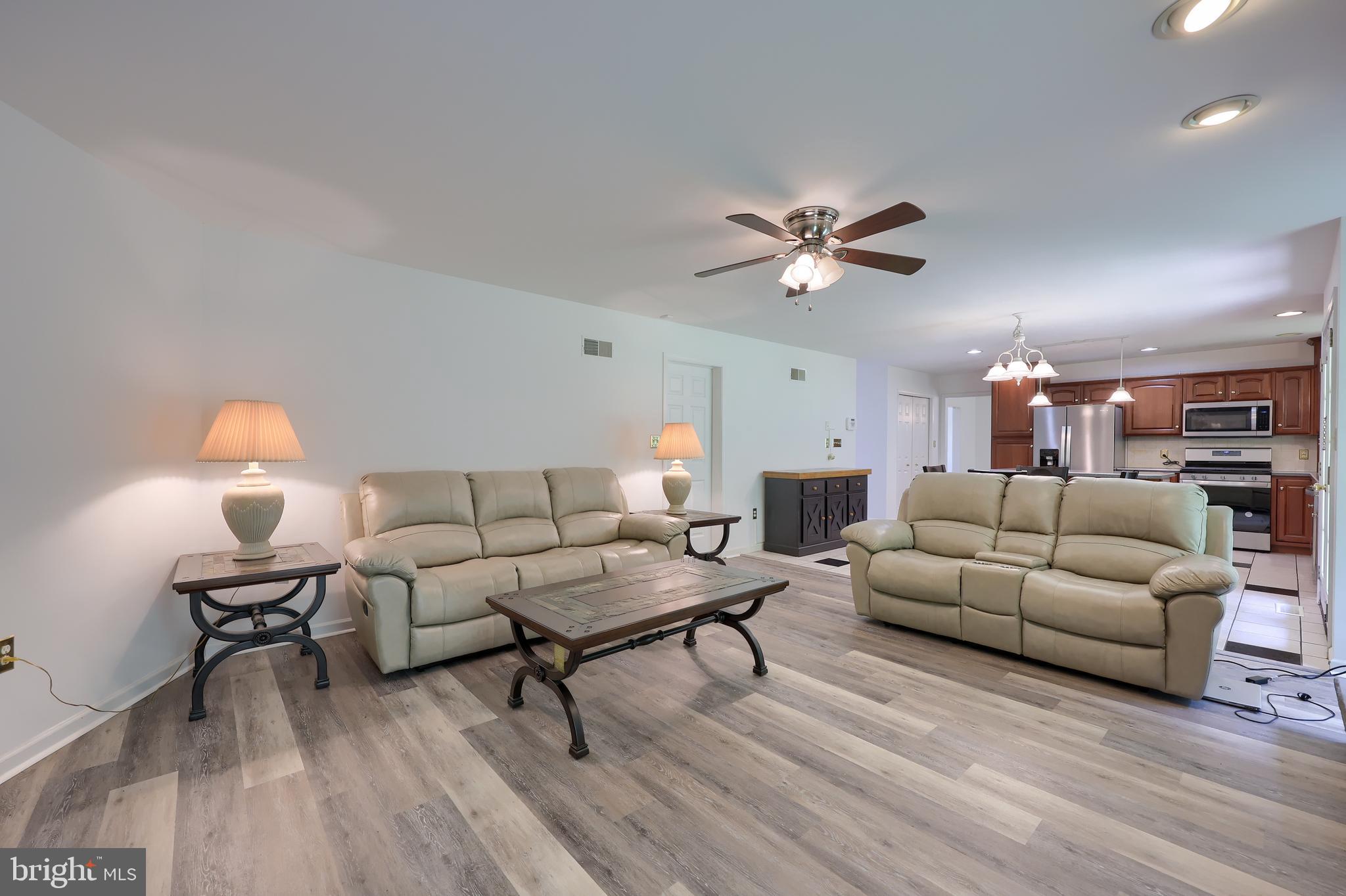 JACOBS CREEK - Residential