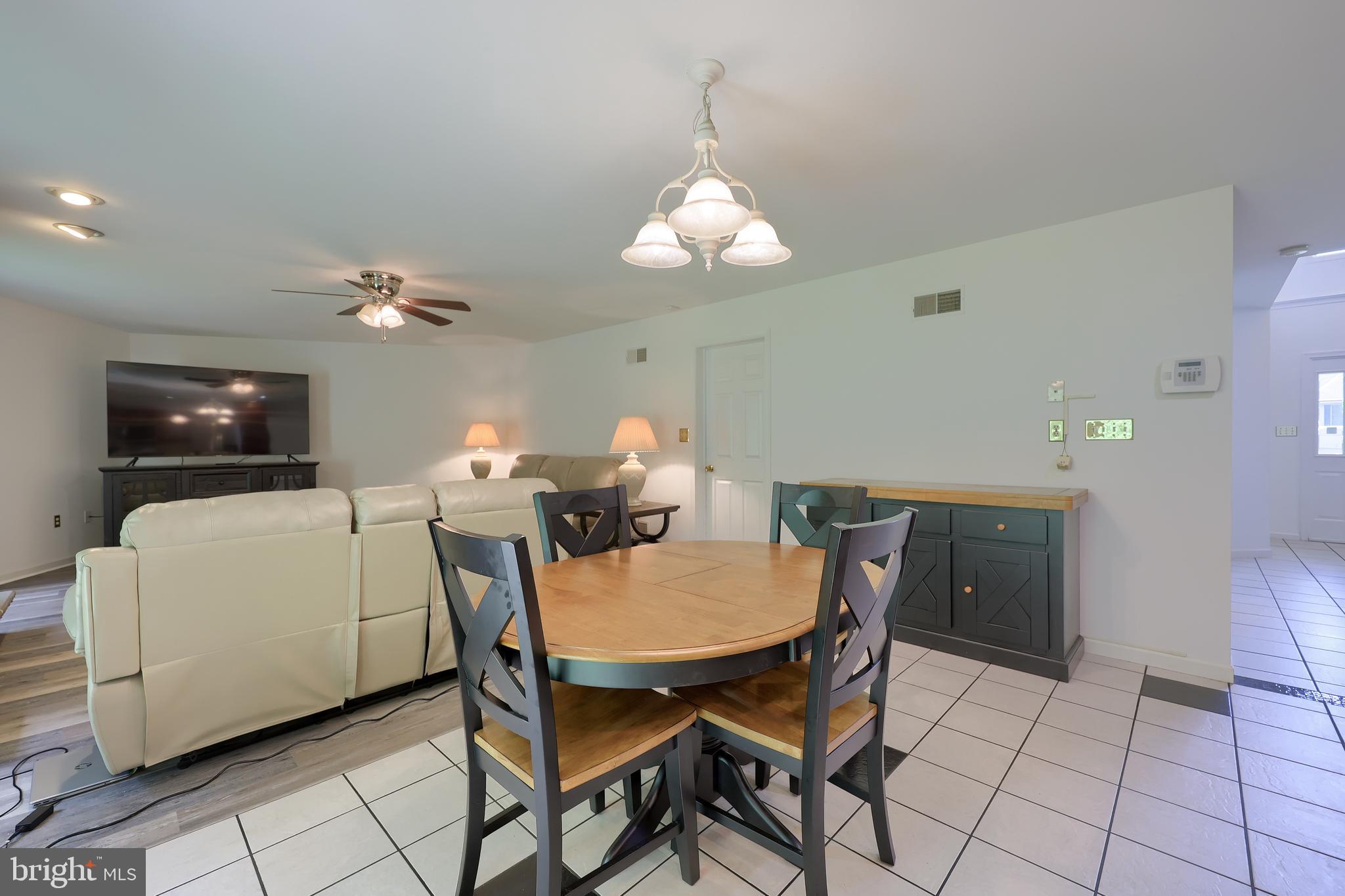 JACOBS CREEK - Residential