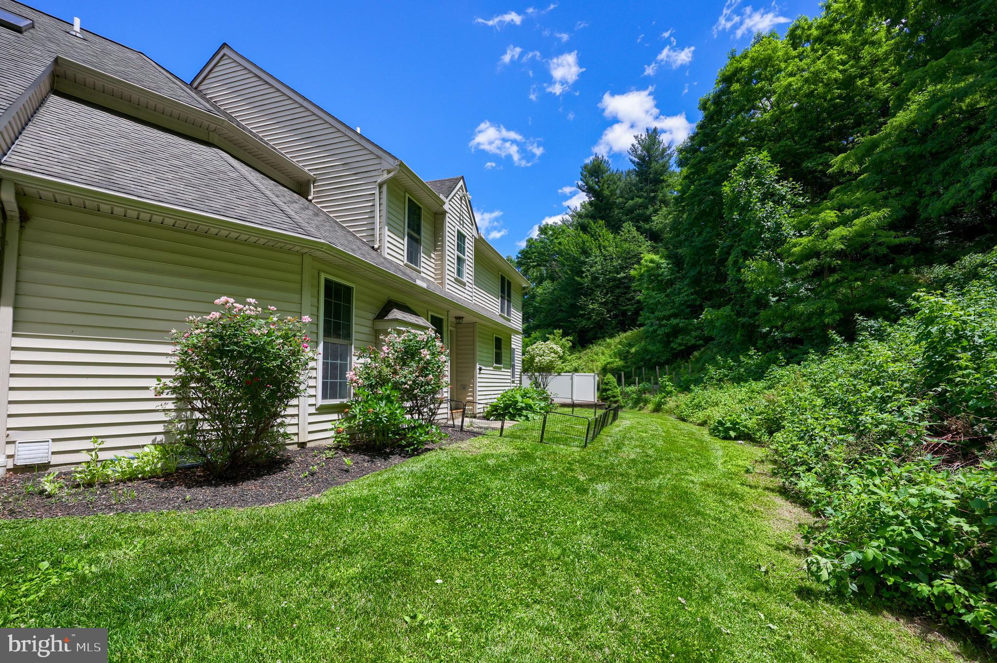 JACOBS CREEK - Residential