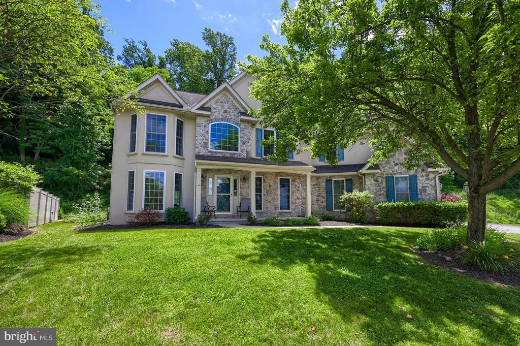 Photo of 637 Springton Way, Lancaster, PA 17601 (MLS # PALA2052388)