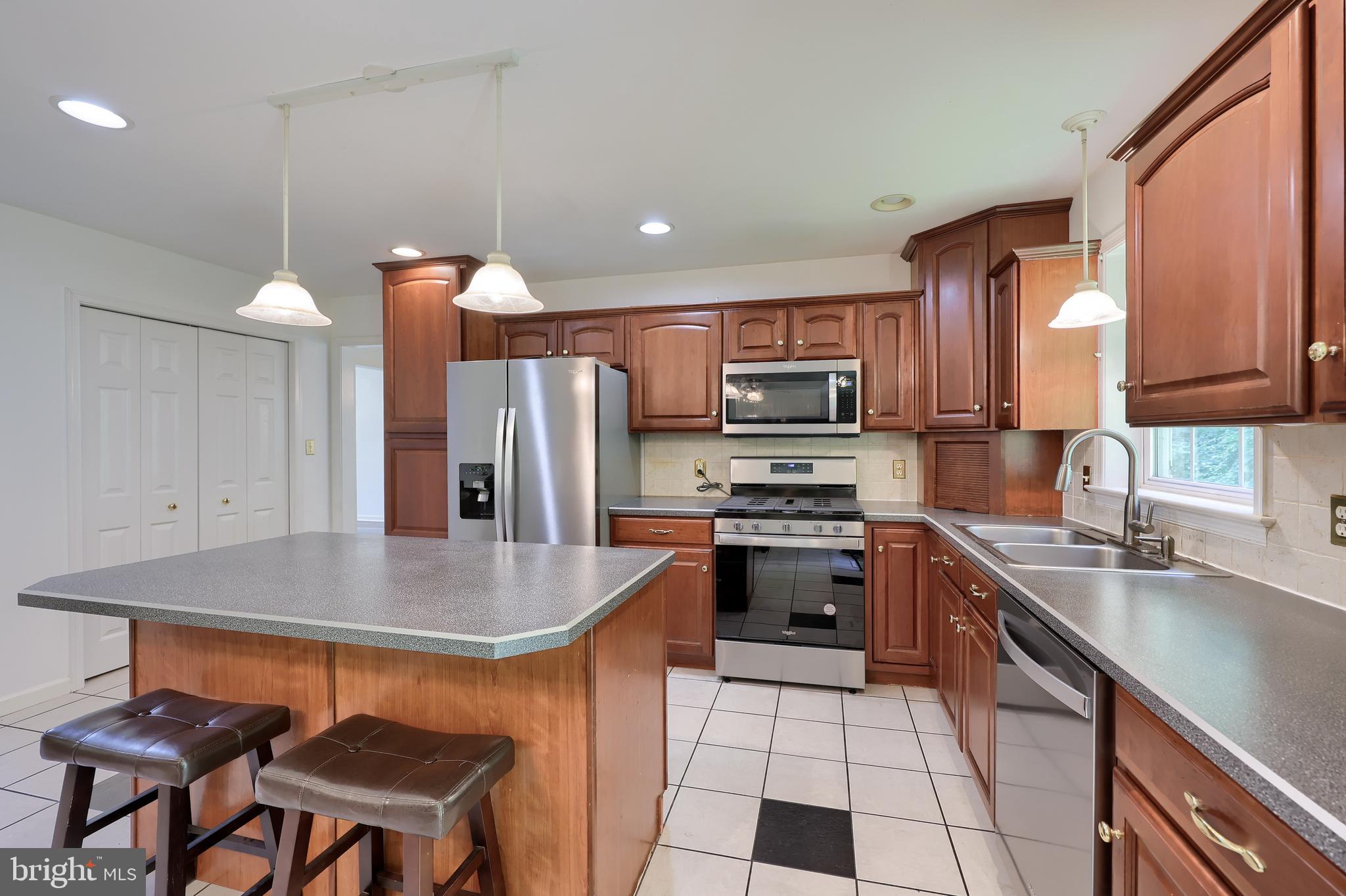 JACOBS CREEK - Residential