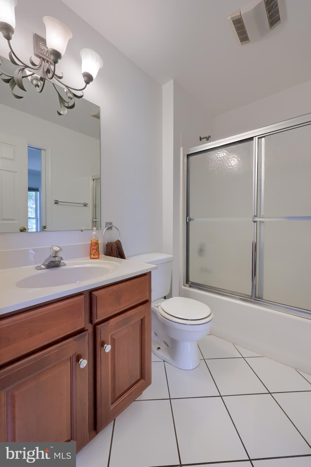 JACOBS CREEK - Residential