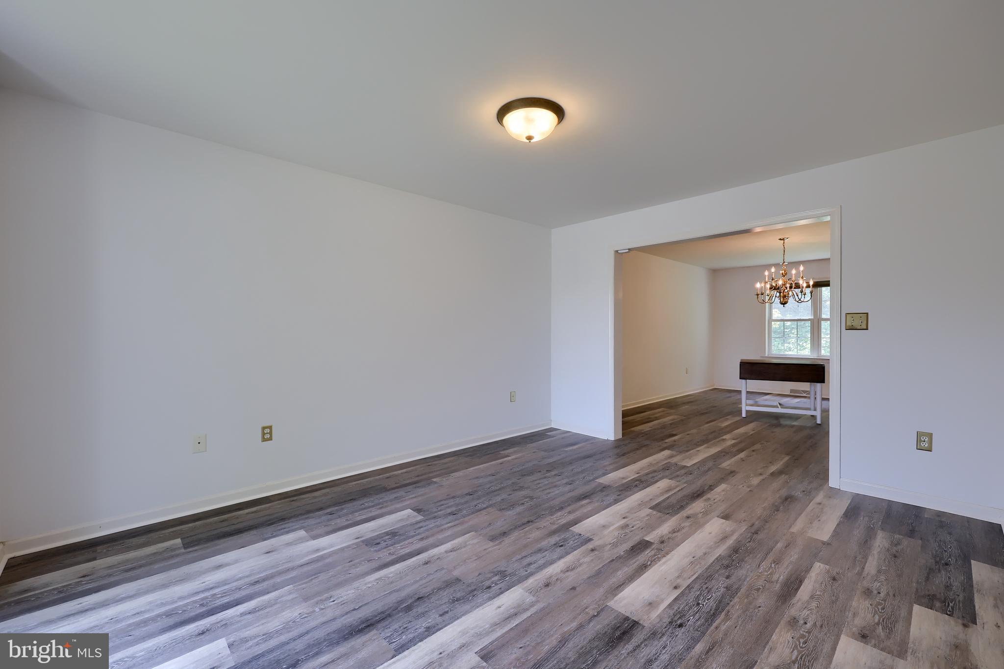 JACOBS CREEK - Residential