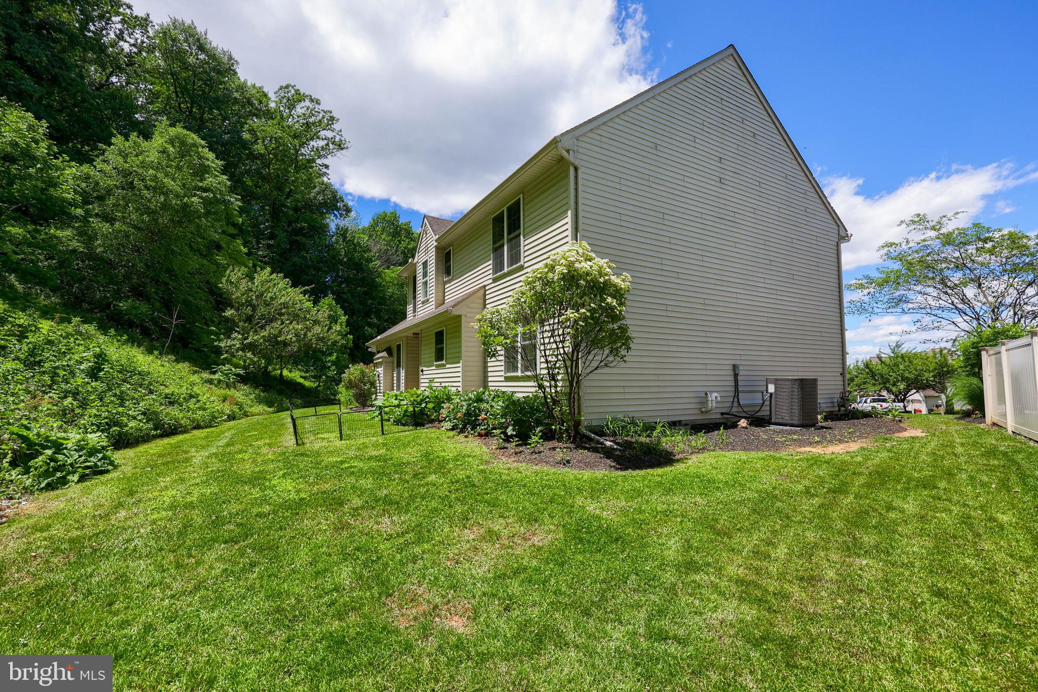 JACOBS CREEK - Residential