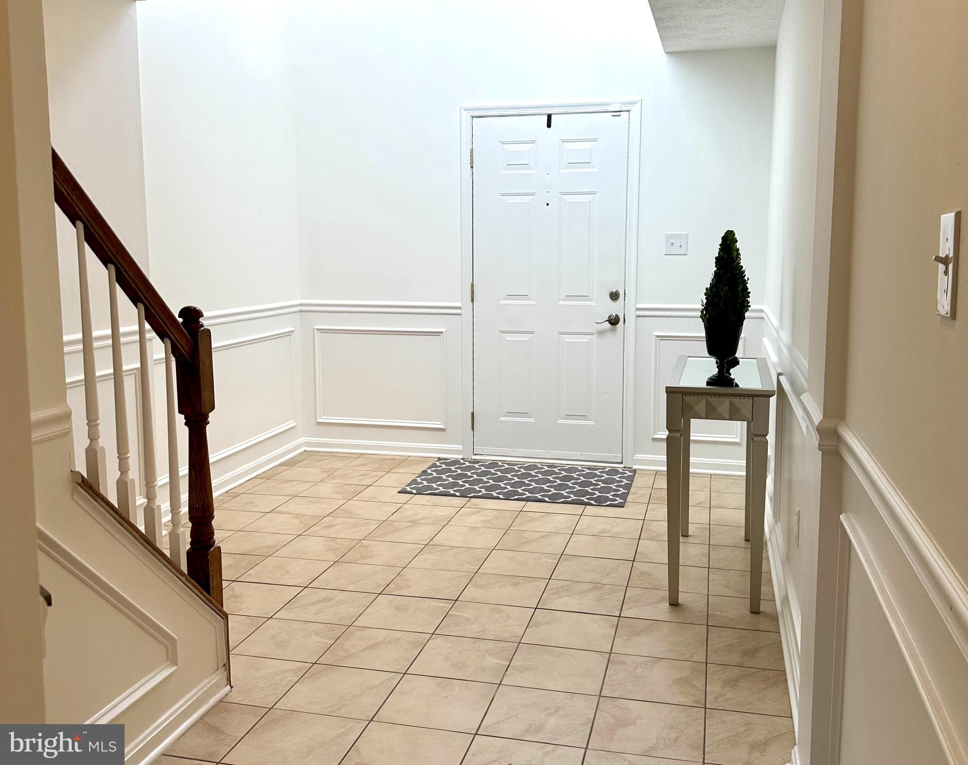 ASHBURN VILLAGE - Residential