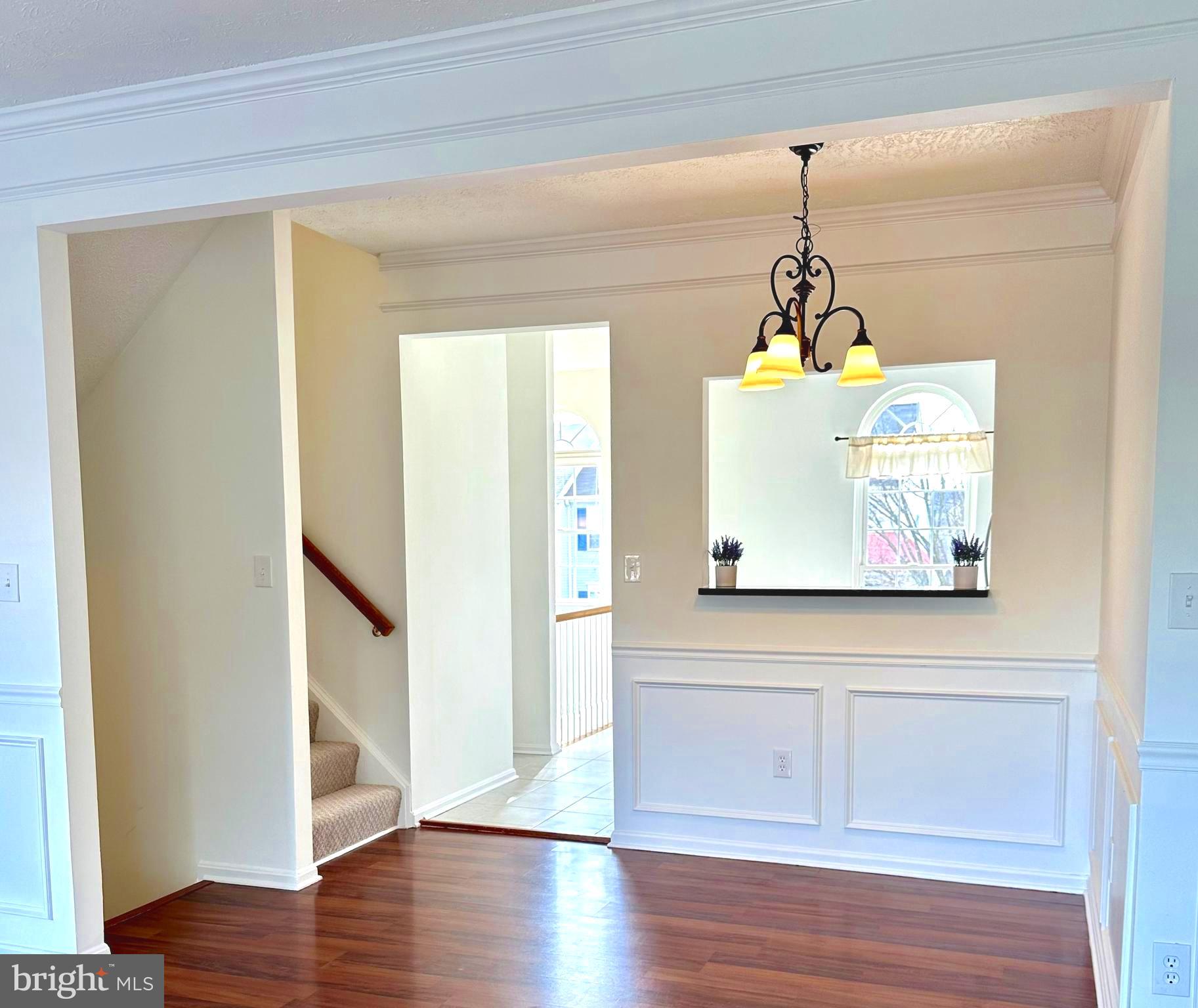 ASHBURN VILLAGE - Residential