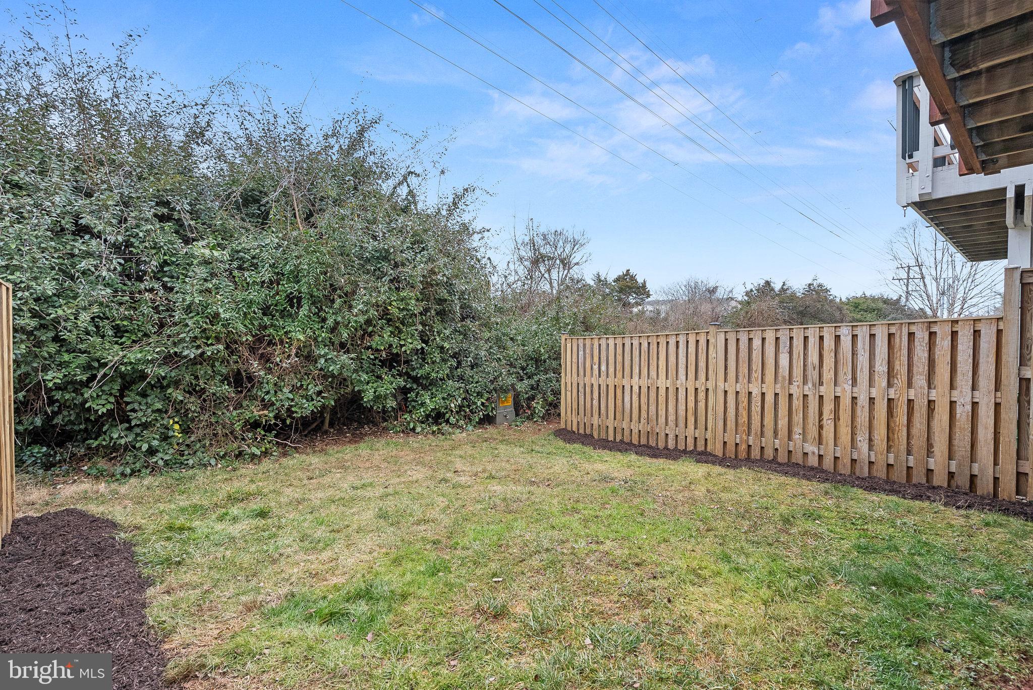 ASHBURN VILLAGE - Residential