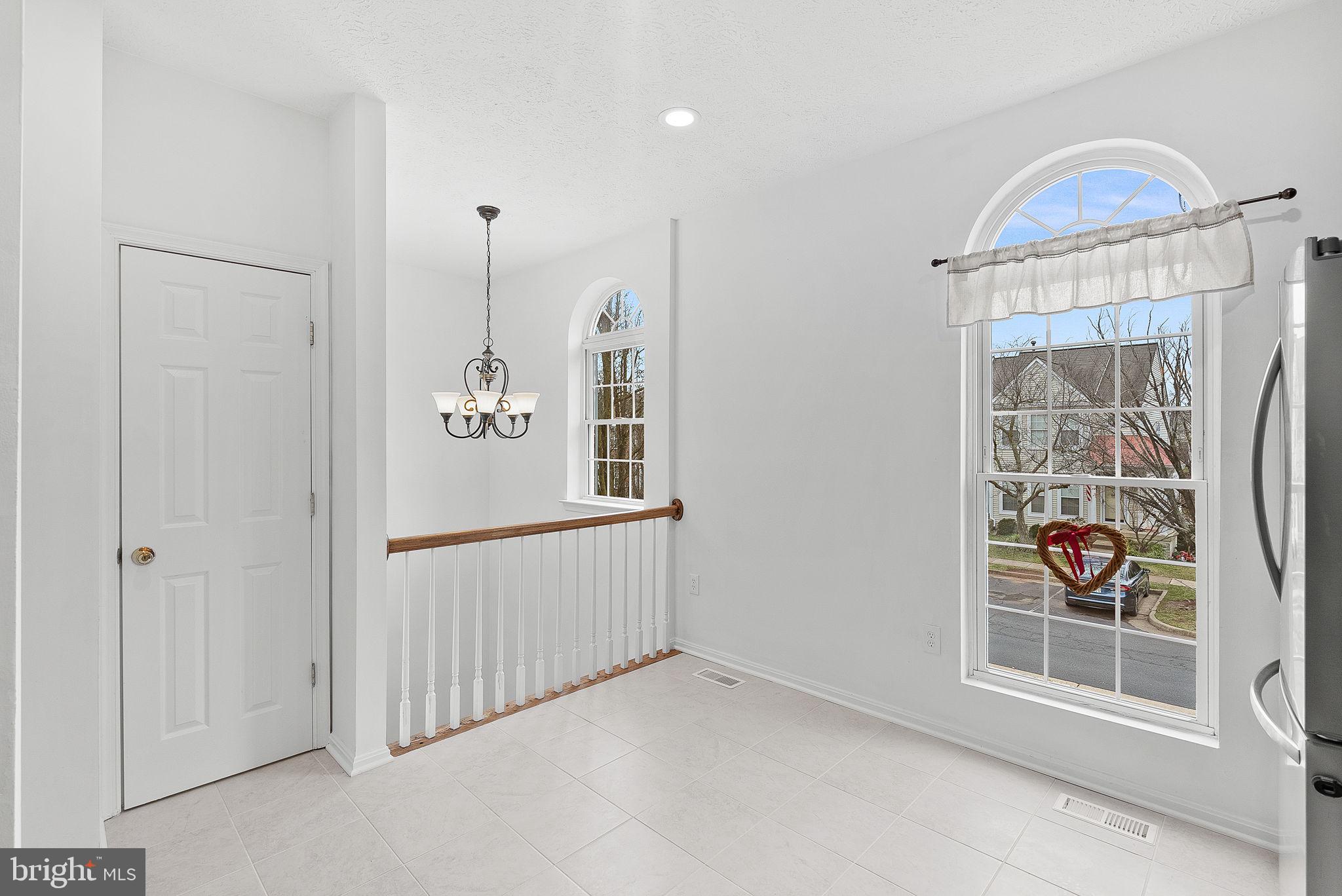 ASHBURN VILLAGE - Residential