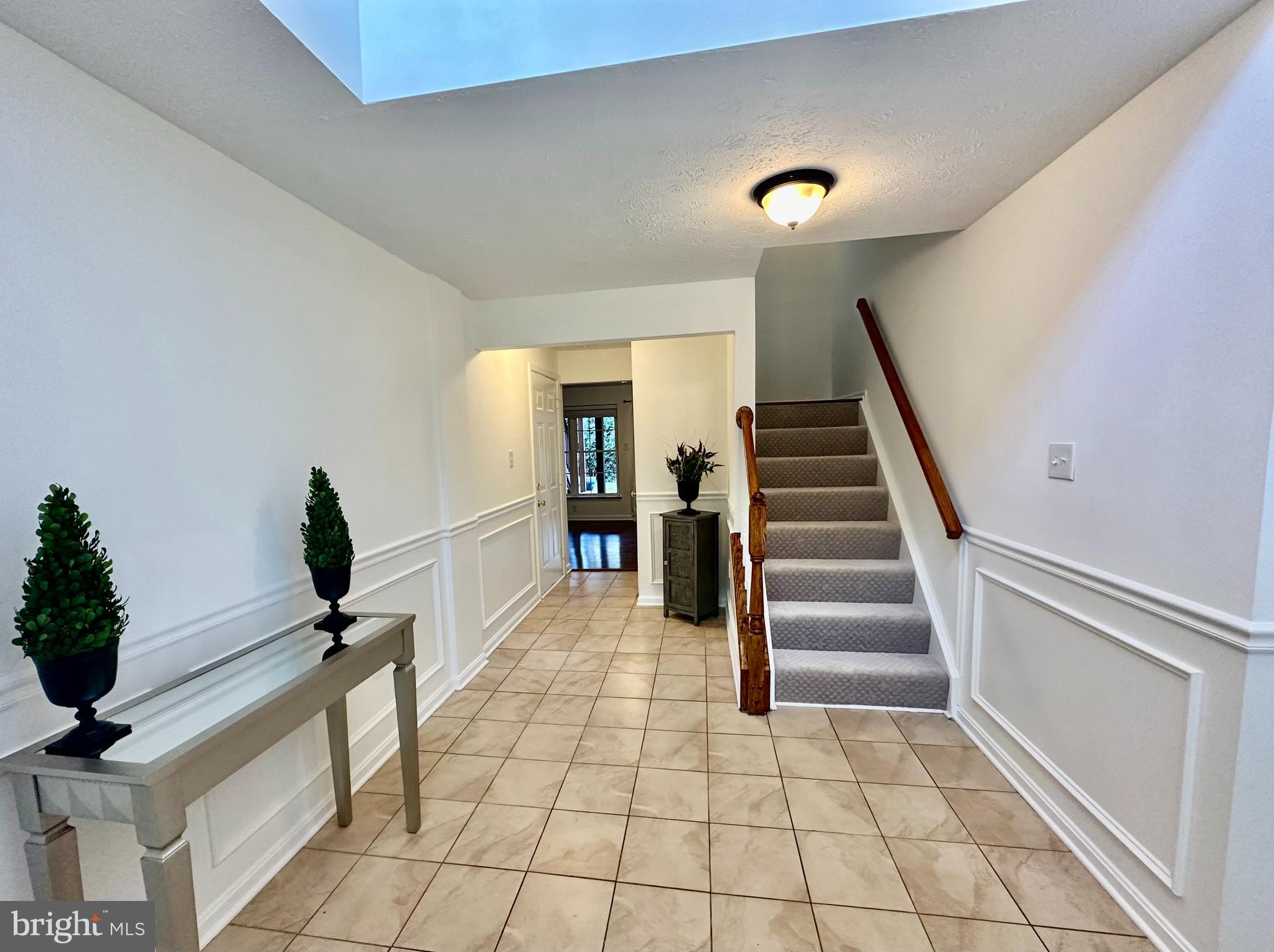 ASHBURN VILLAGE - Residential