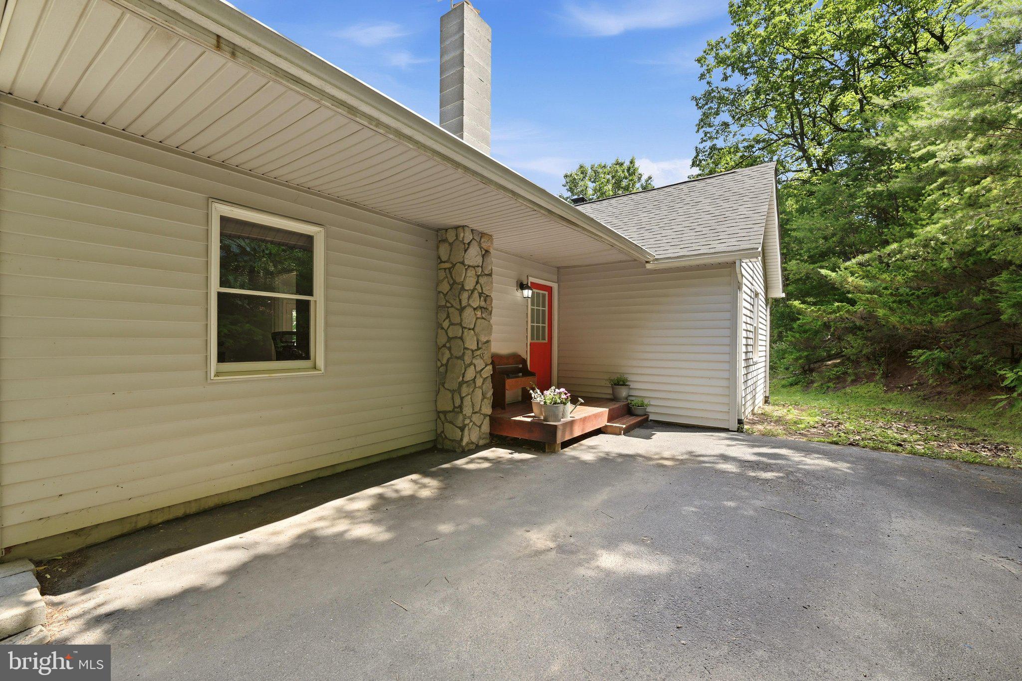 1210 LOGGER DRIVE