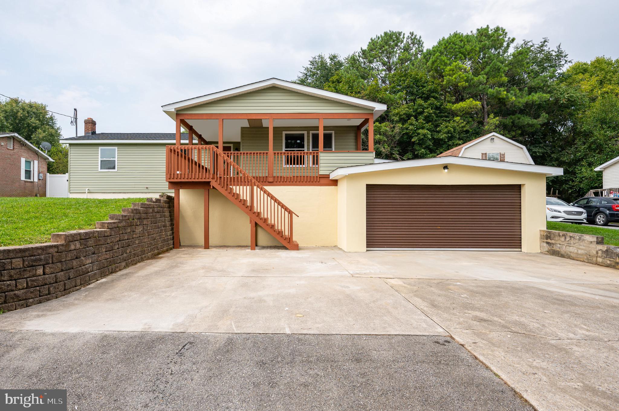 SECURITY HILLS - Residential