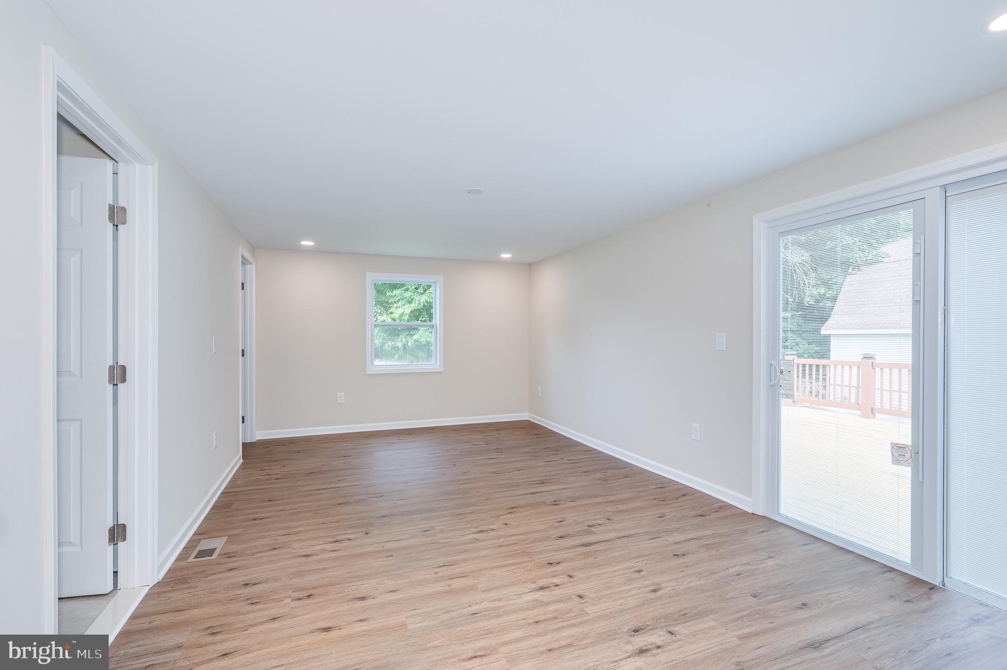 SECURITY HILLS - Residential