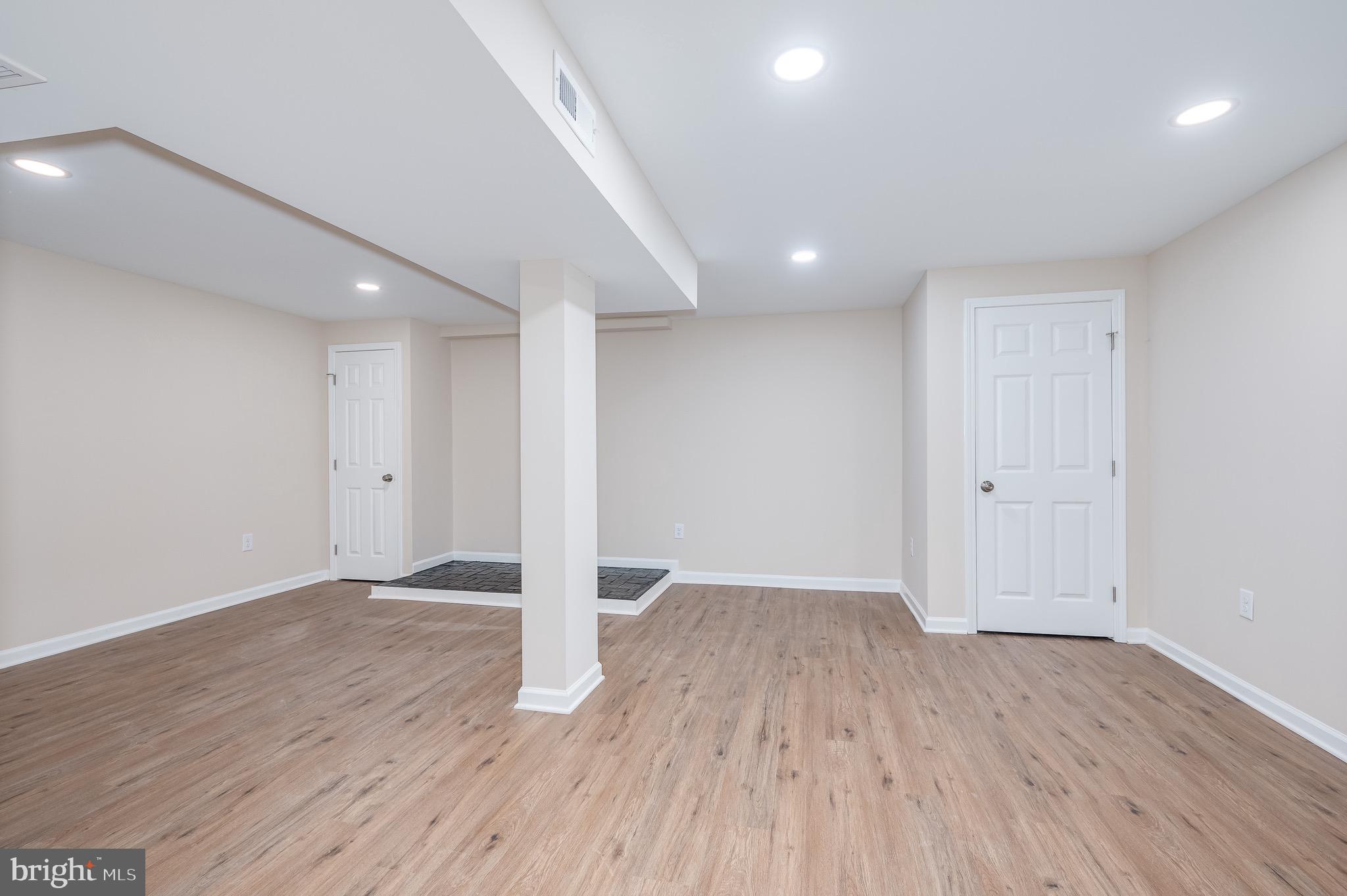 SECURITY HILLS - Residential