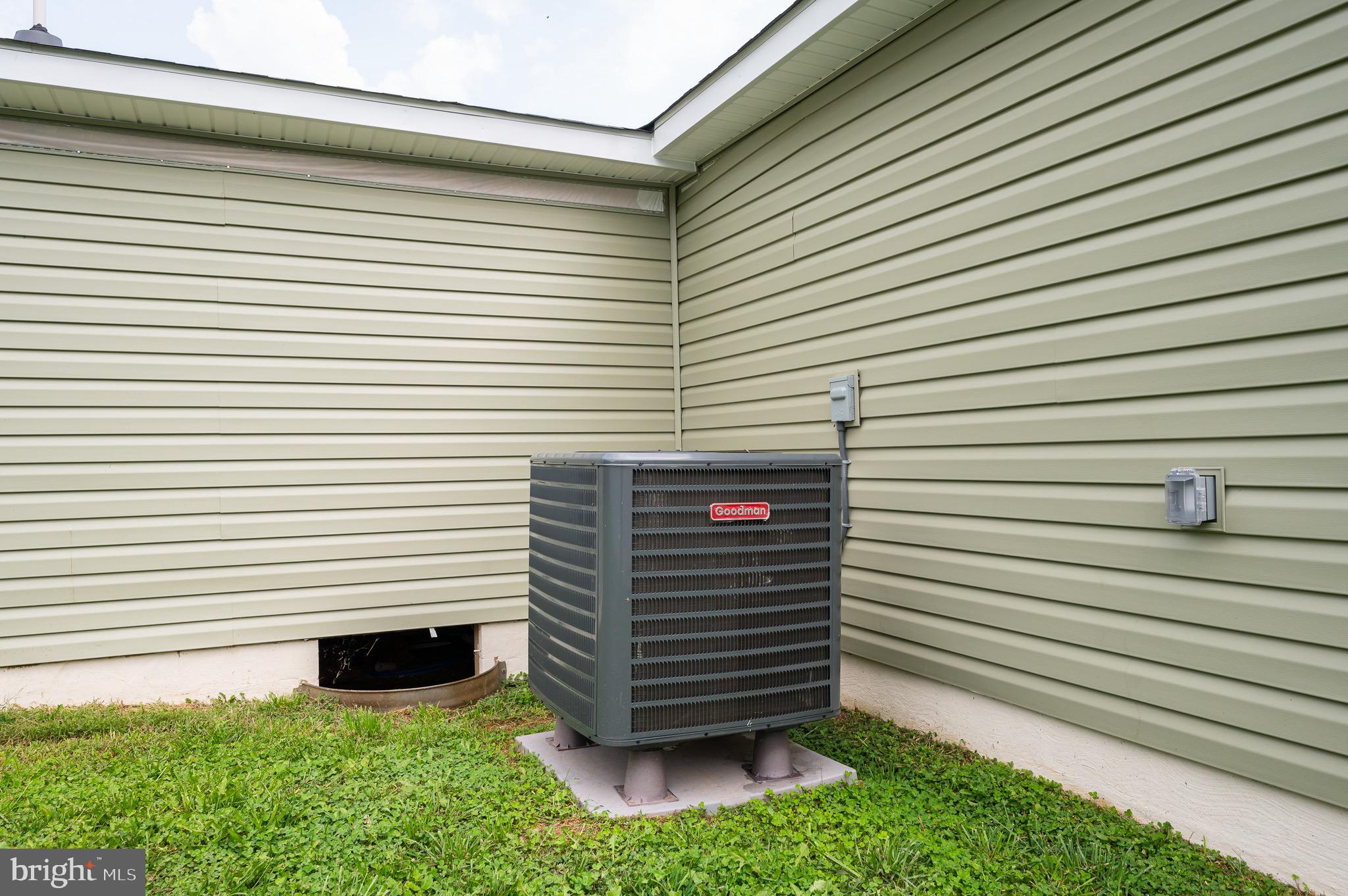 SECURITY HILLS - Residential