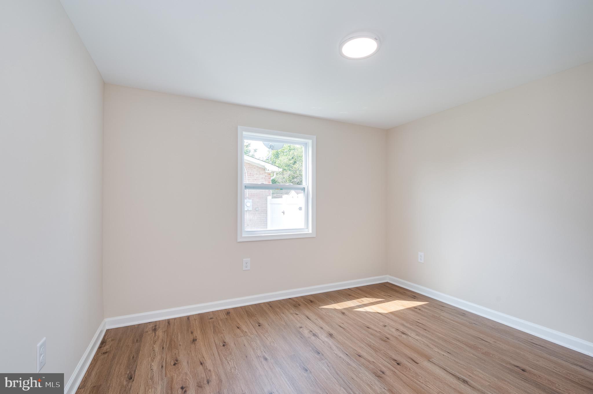 SECURITY HILLS - Residential