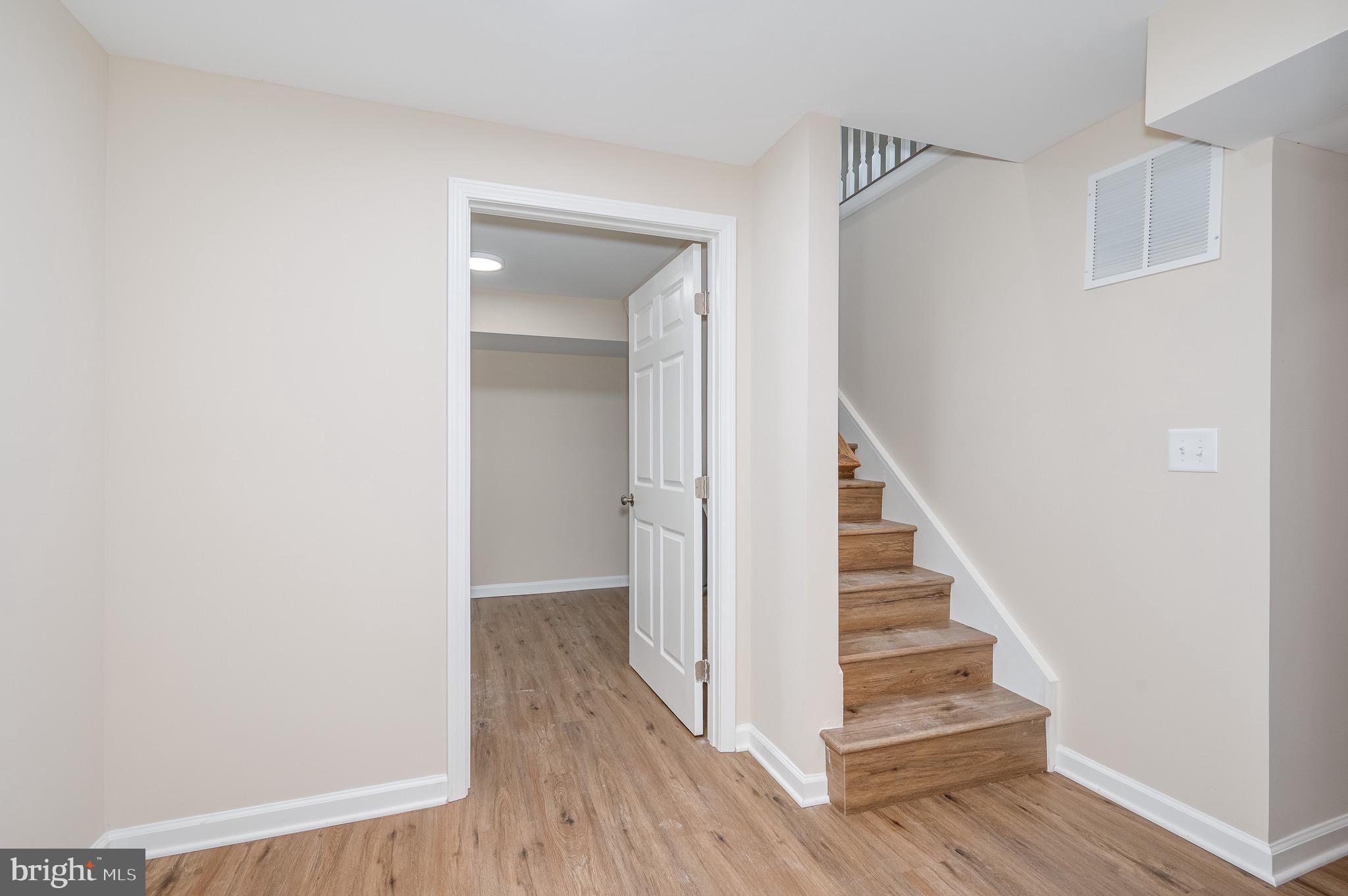 SECURITY HILLS - Residential