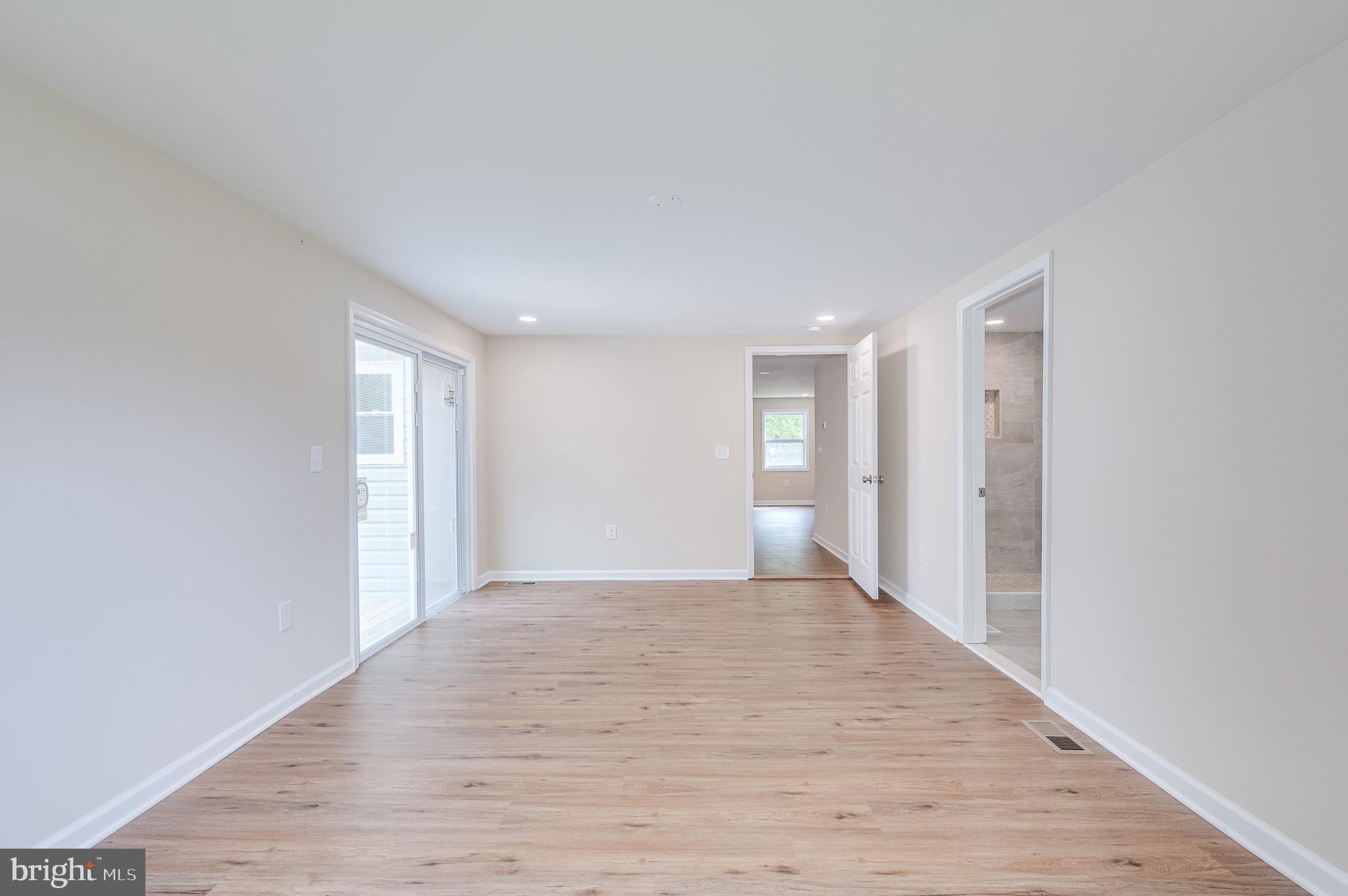 SECURITY HILLS - Residential