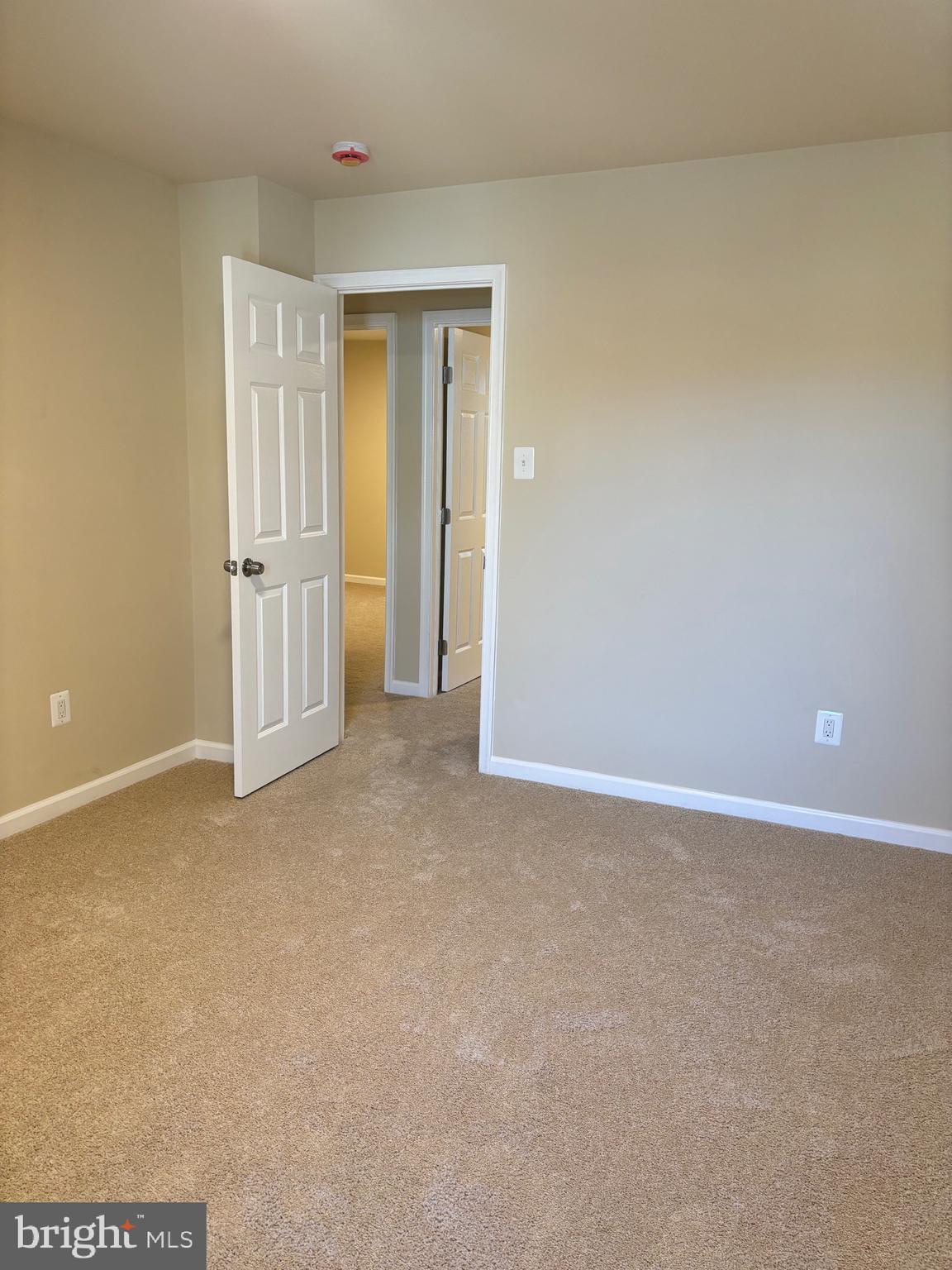 PRINCE PL AT NORTHAMPTOM - Residential