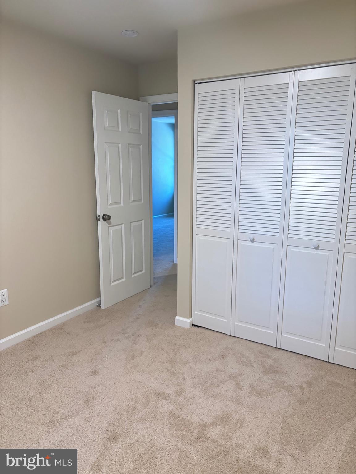 PRINCE PL AT NORTHAMPTOM - Residential