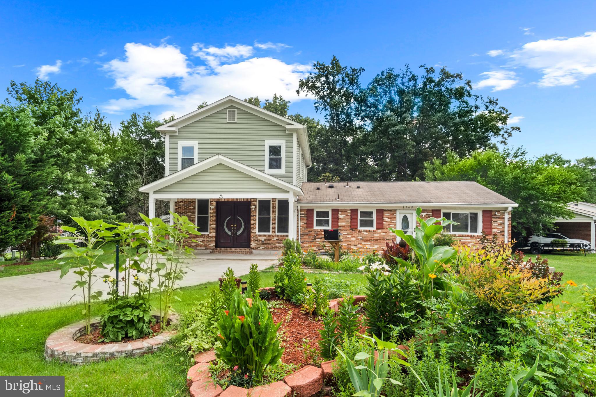 JUST REDUCED! Magnificent & Rarely Available 6-Bedroom Gem – 2 Homes in 1 | Price Negotiable!
Welcome to a truly exceptional opportunity! This elegant, fully updated 6-bedroom home is a rare find—offering two complete living spaces in one, ideal for multi-generational families, shared living, or rental income. Now available at a reduced and negotiable price, this home delivers incredible value, space, and sophistication.
6 bedrooms, 3 full baths + 2 half baths – comfort and flexibility for any lifestyle
2 full kitchens + 2 spacious living rooms – perfect for privacy or entertaining
Gleaming hardwood floors throughout the main level
Formal living and dining rooms with timeless elegance
Walk-out to a brand-new spacious deck with an electronic retractable awning
Primary suite with vaulted ceilings and a completely renovated luxury en suite bath
Lower level features 3 additional bedrooms, another custom-tiled full bath, and half bath
Massive driveway with parking for multiple vehicles
Meticulously maintained – lovingly updated by long-time owners
Move-in ready with high-end finishes throughout
Located just minutes from shops, dining, and VRE, with easy access to Ft. Belvoir, Quantico, the Pentagon, and DC – this home is as convenient as it is beautiful.
Whether you're looking to invest, expand your living space, or find the perfect shared home, this rare property checks every box.
Don’t wait – opportunities like this are few and far between. Seller is motivated and willing to negotiate. Schedule your showing today!