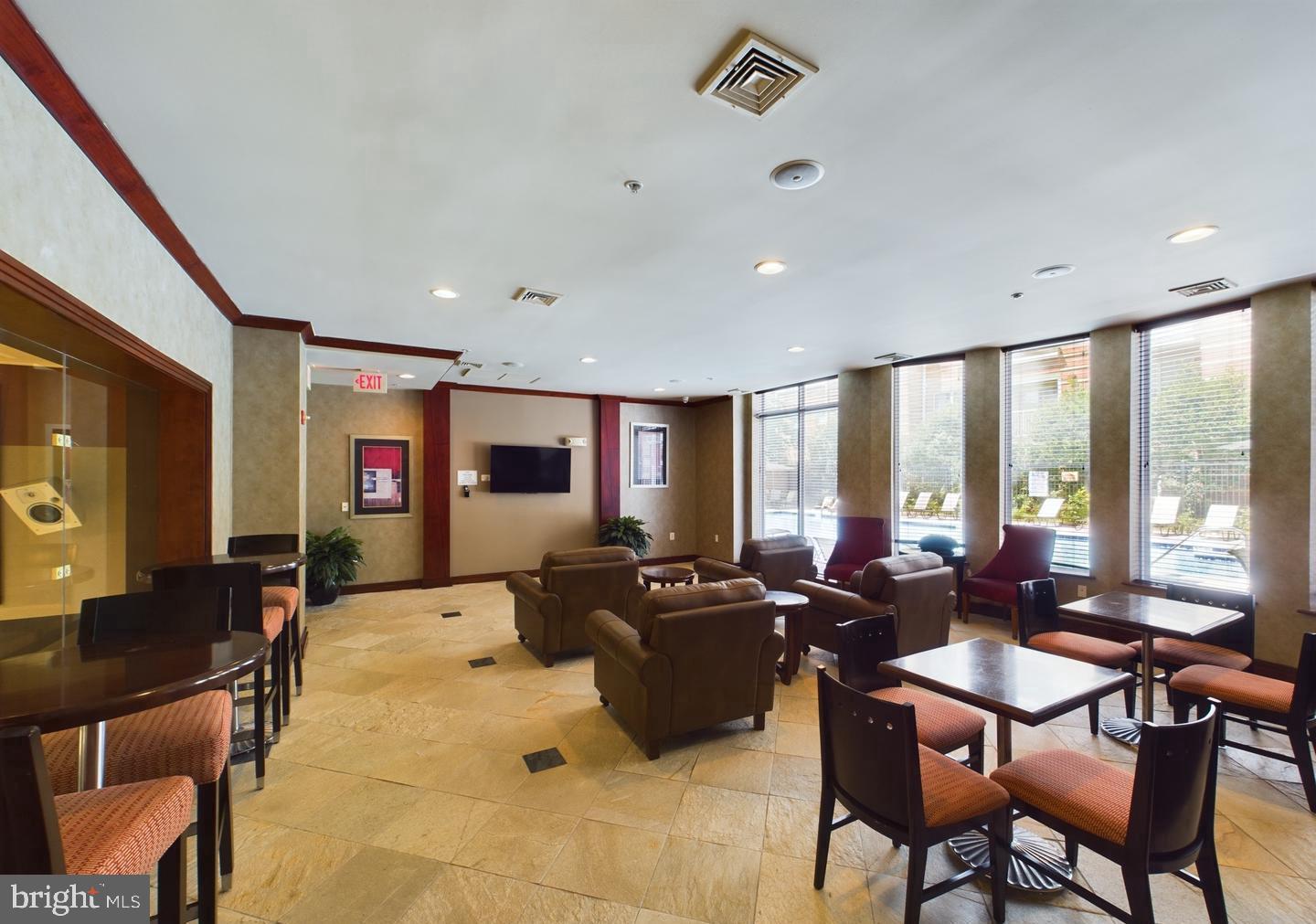 MARQUIS AT VIENNA STATION - Residential