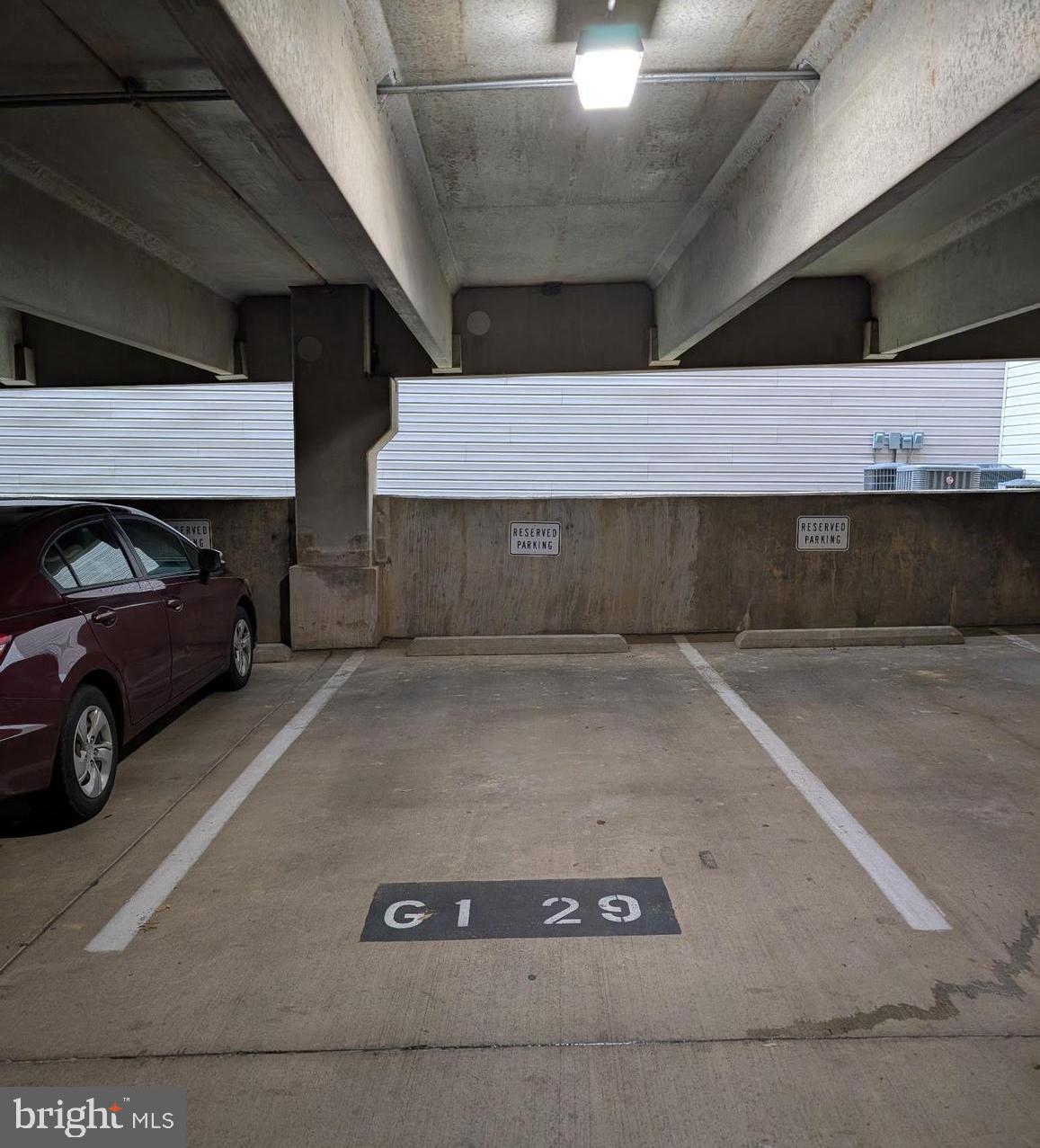 MARQUIS AT VIENNA STATION - Residential