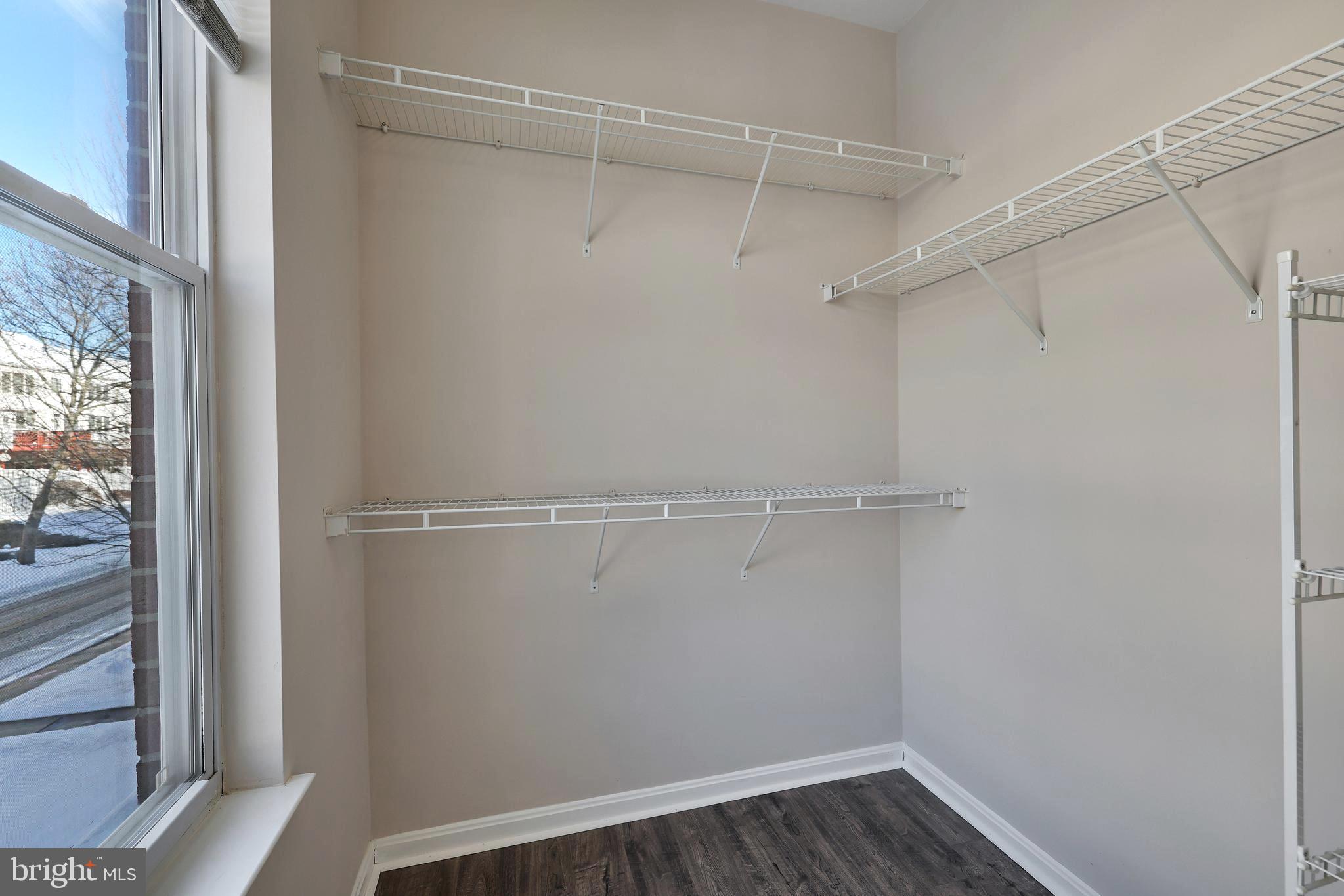 MARQUIS AT VIENNA STATION - Residential