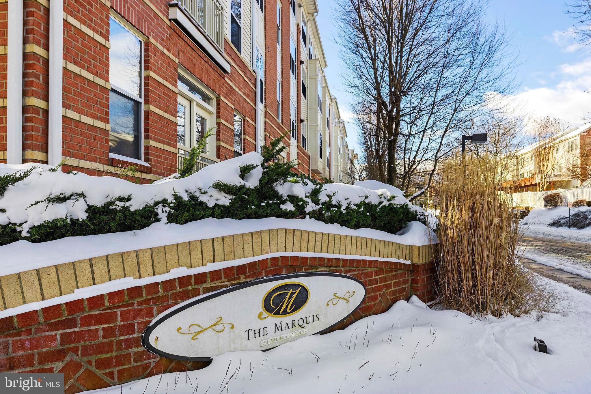 MARQUIS AT VIENNA STATION - Residential