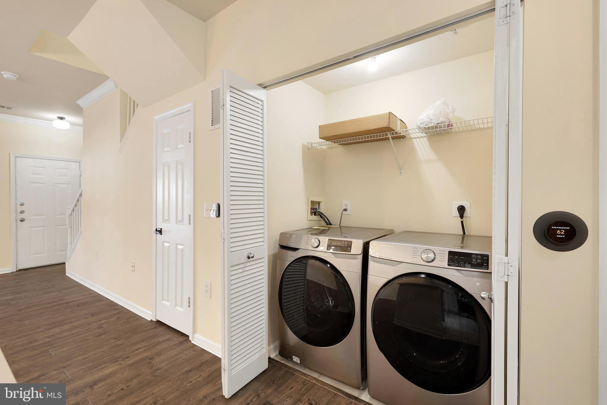 MARQUIS AT VIENNA STATION - Residential