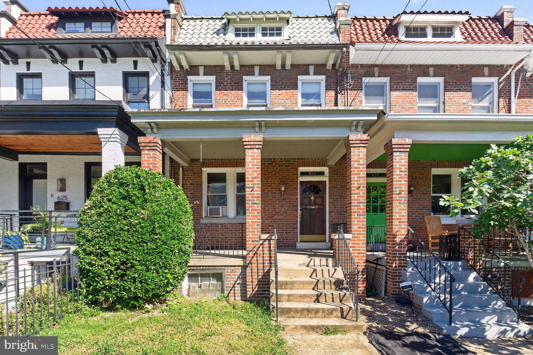623 FARRAGUT STREET NW