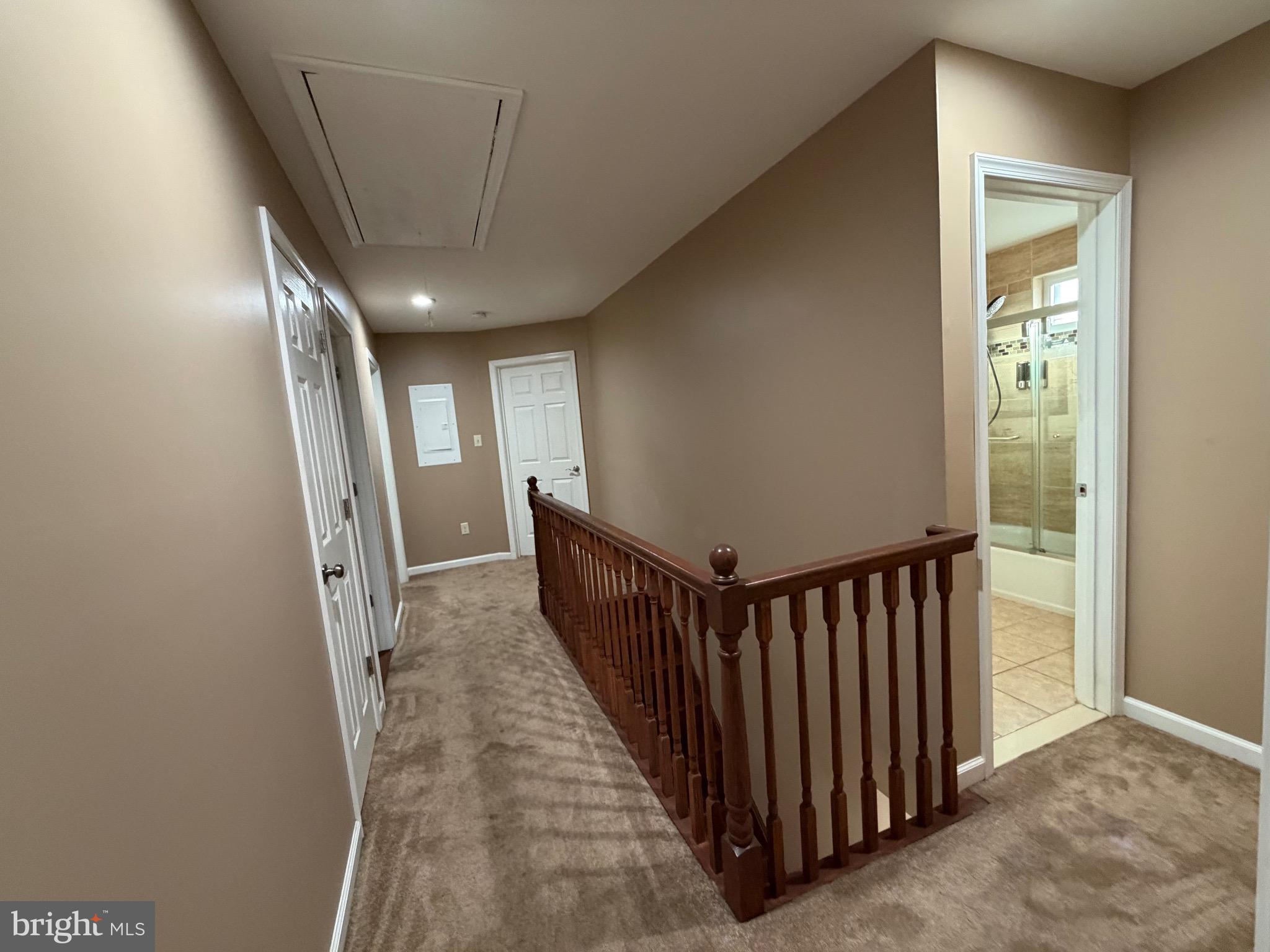 NORTH HILLS - Residential