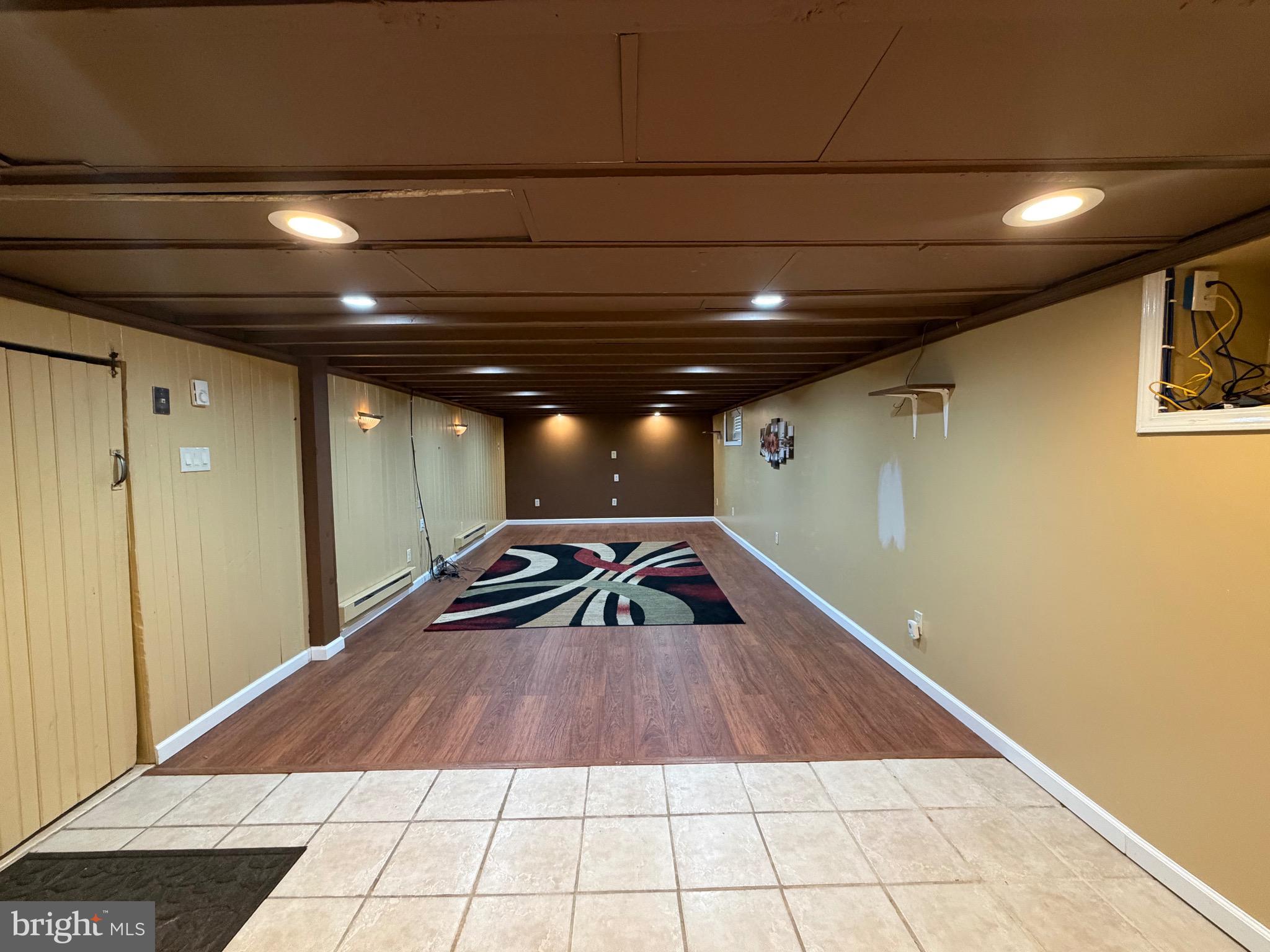 NORTH HILLS - Residential