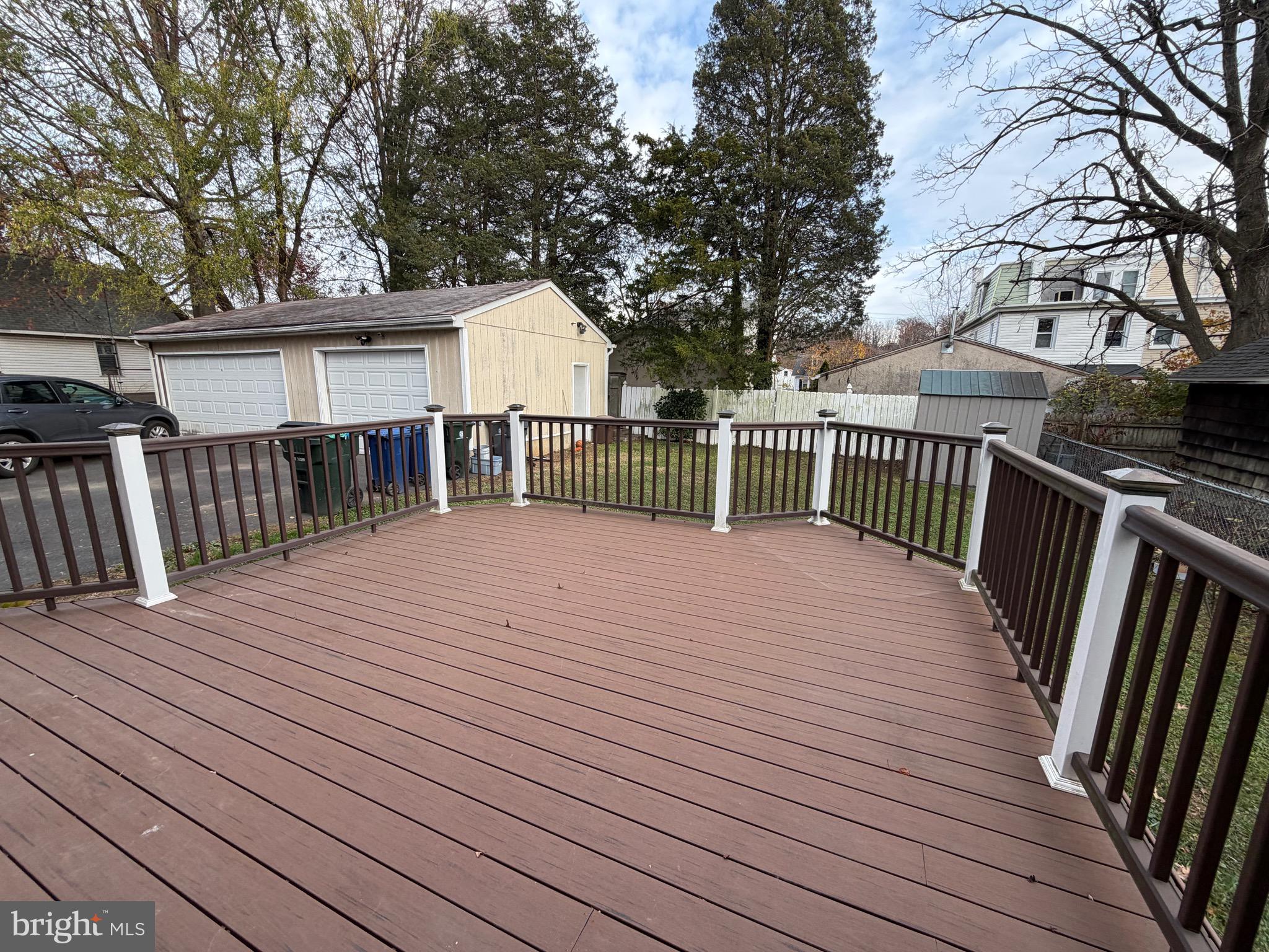 NORTH HILLS - Residential