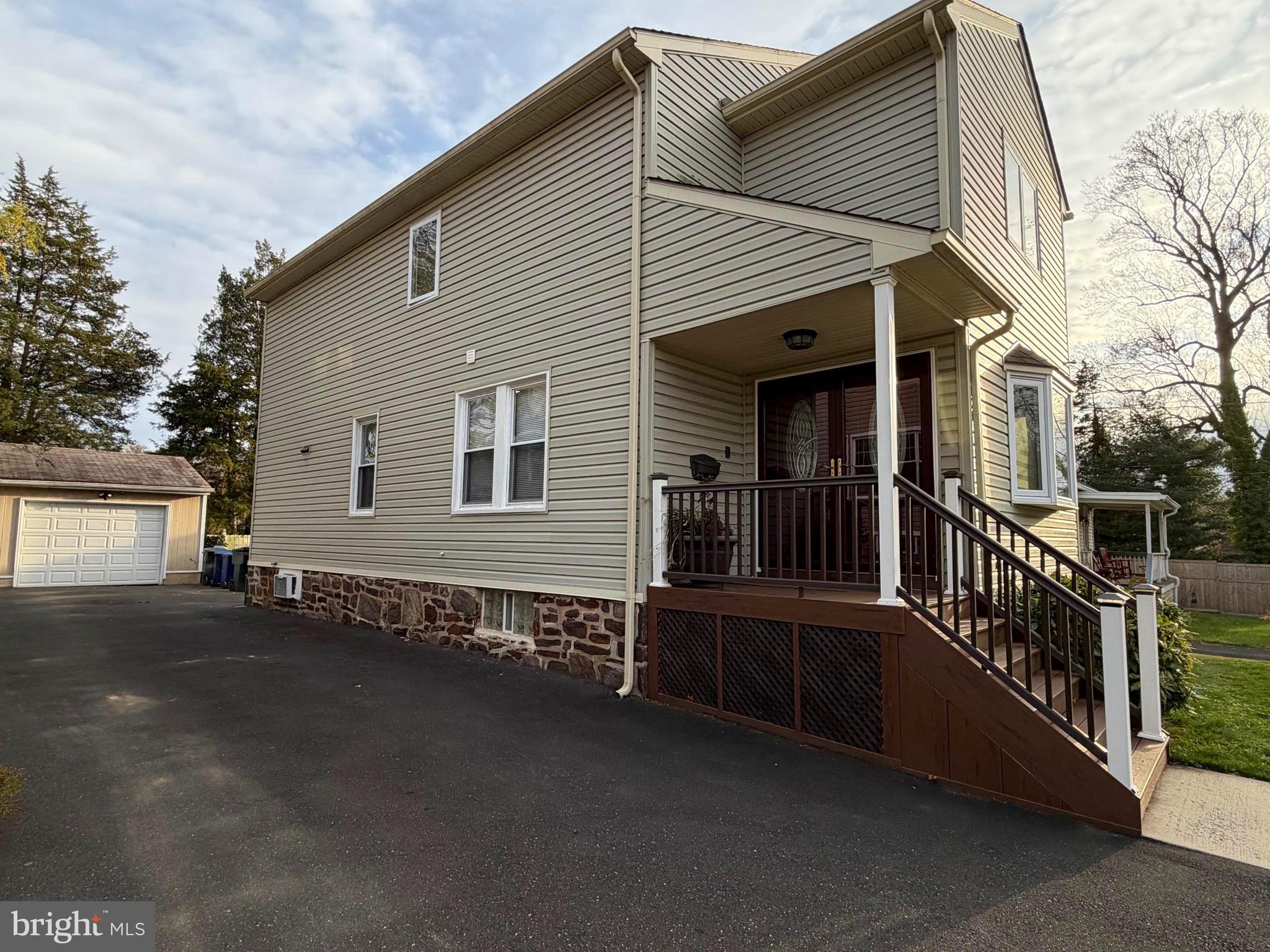 NORTH HILLS - Residential