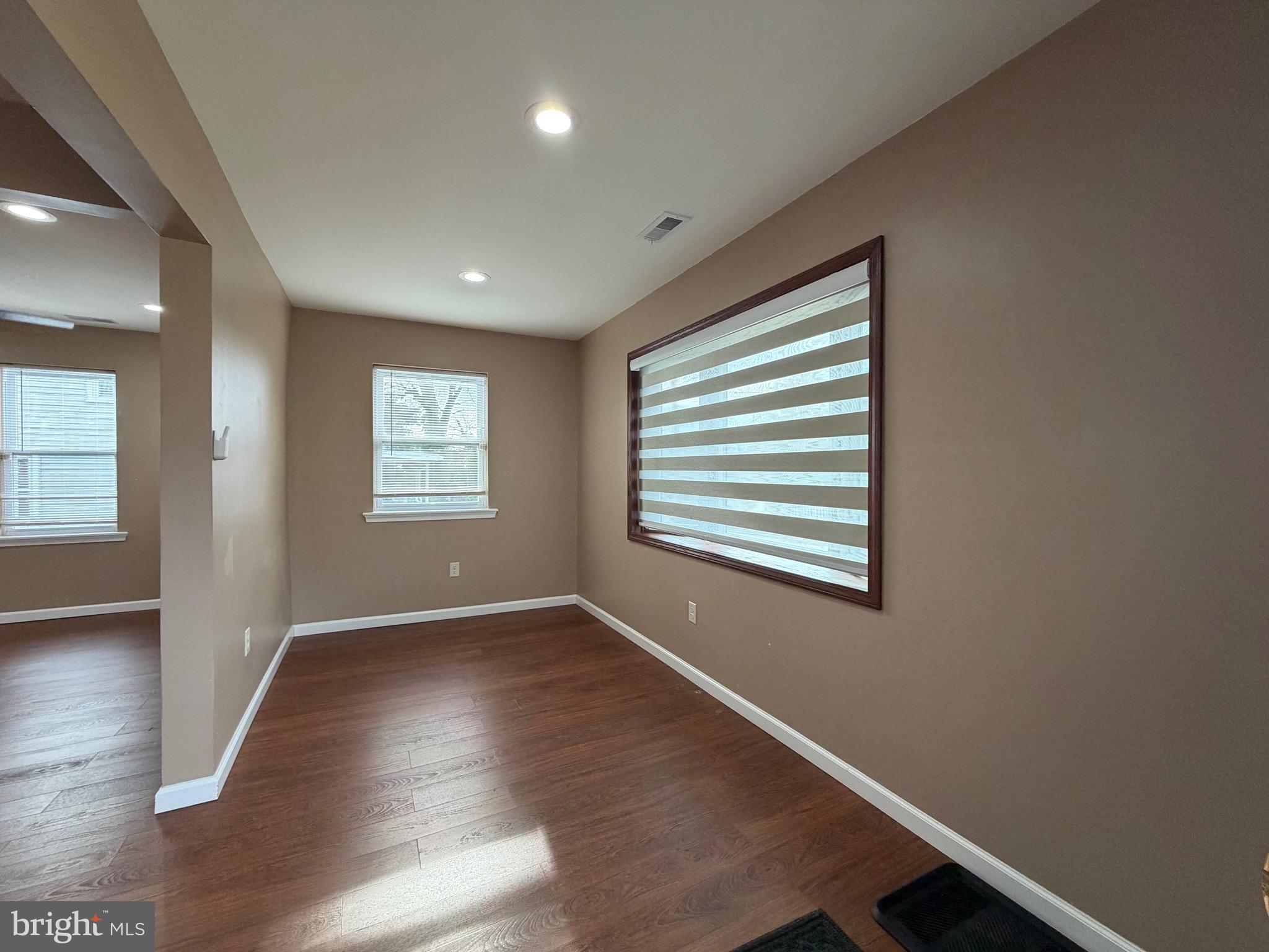 NORTH HILLS - Residential