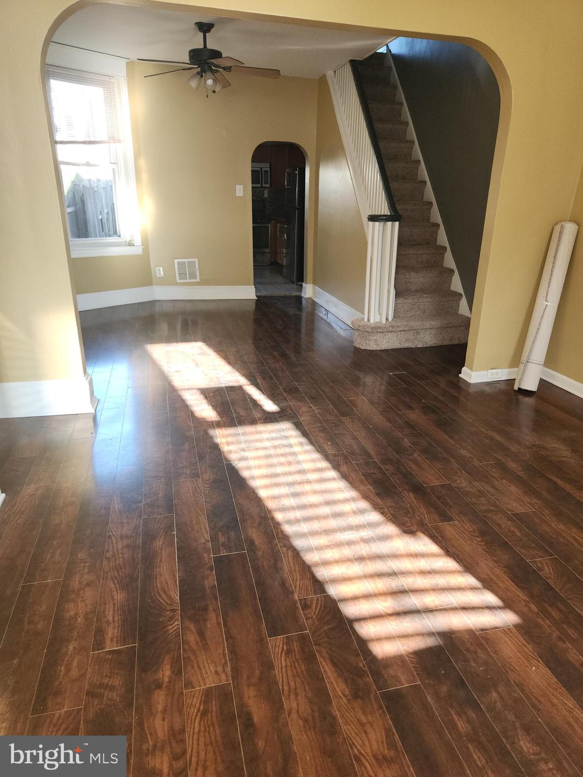 PORT RICHMOND - Residential