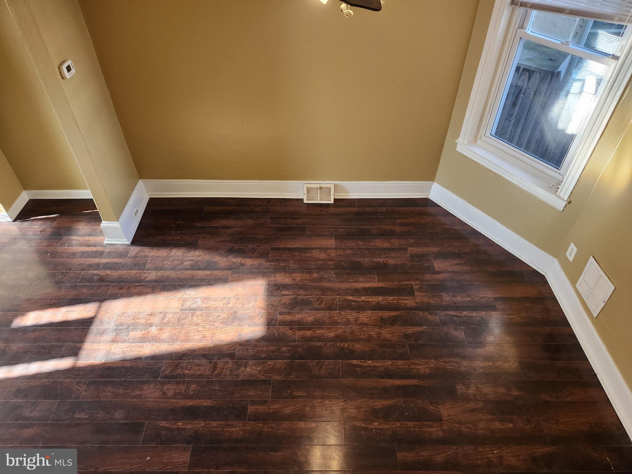 PORT RICHMOND - Residential
