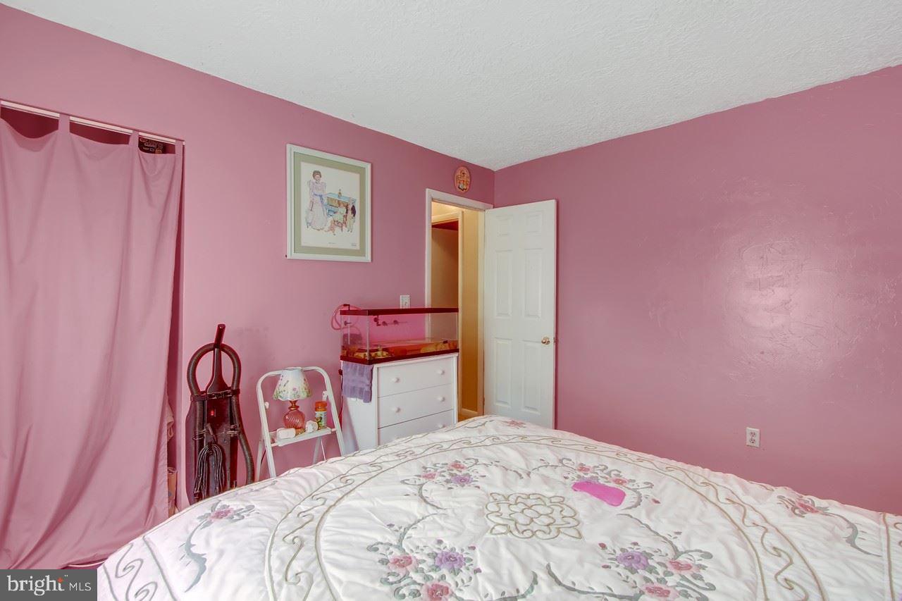 PENN OAKS - Residential