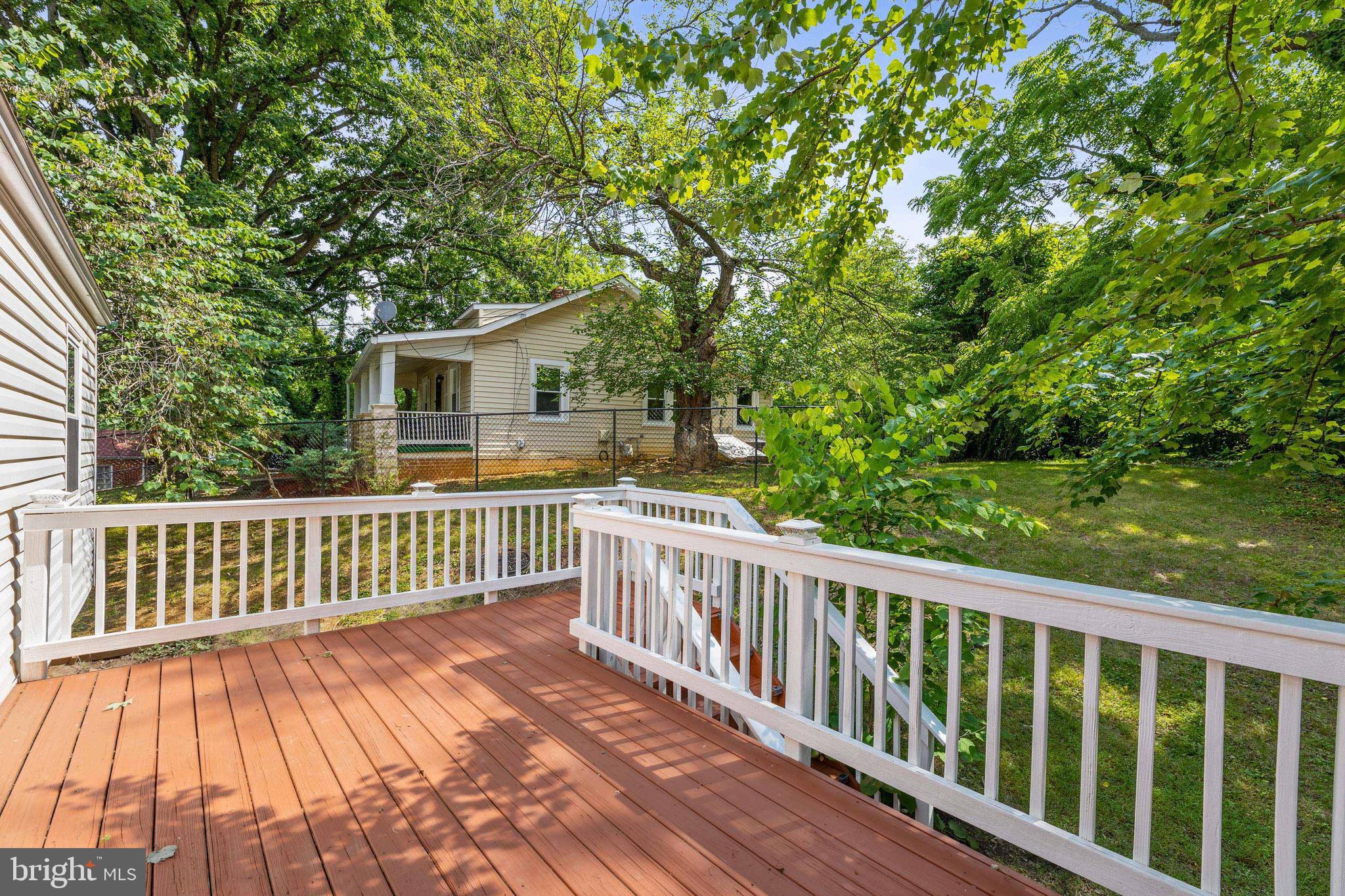 BRADBURY PARK - Residential