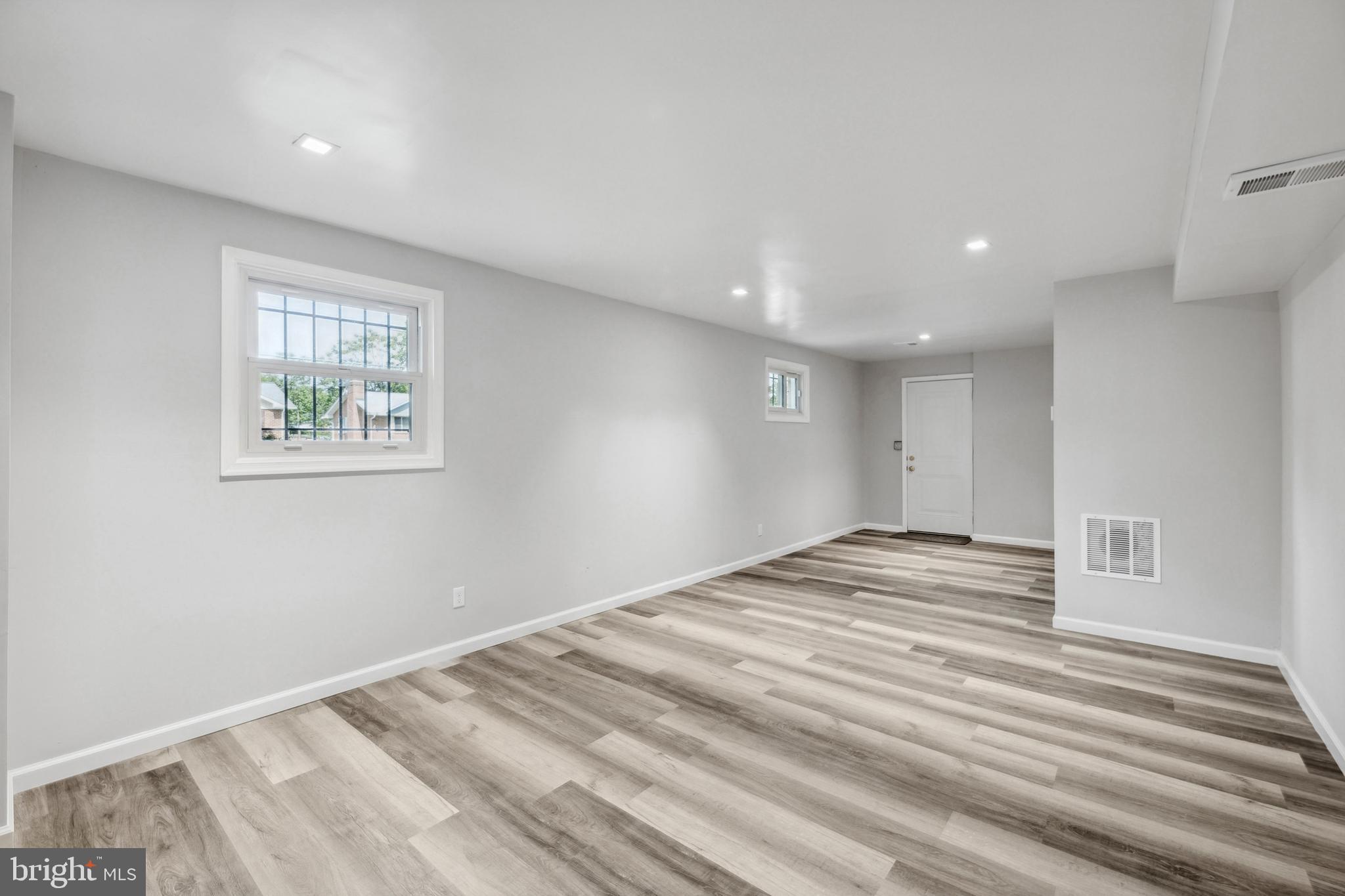 BRADBURY PARK - Residential