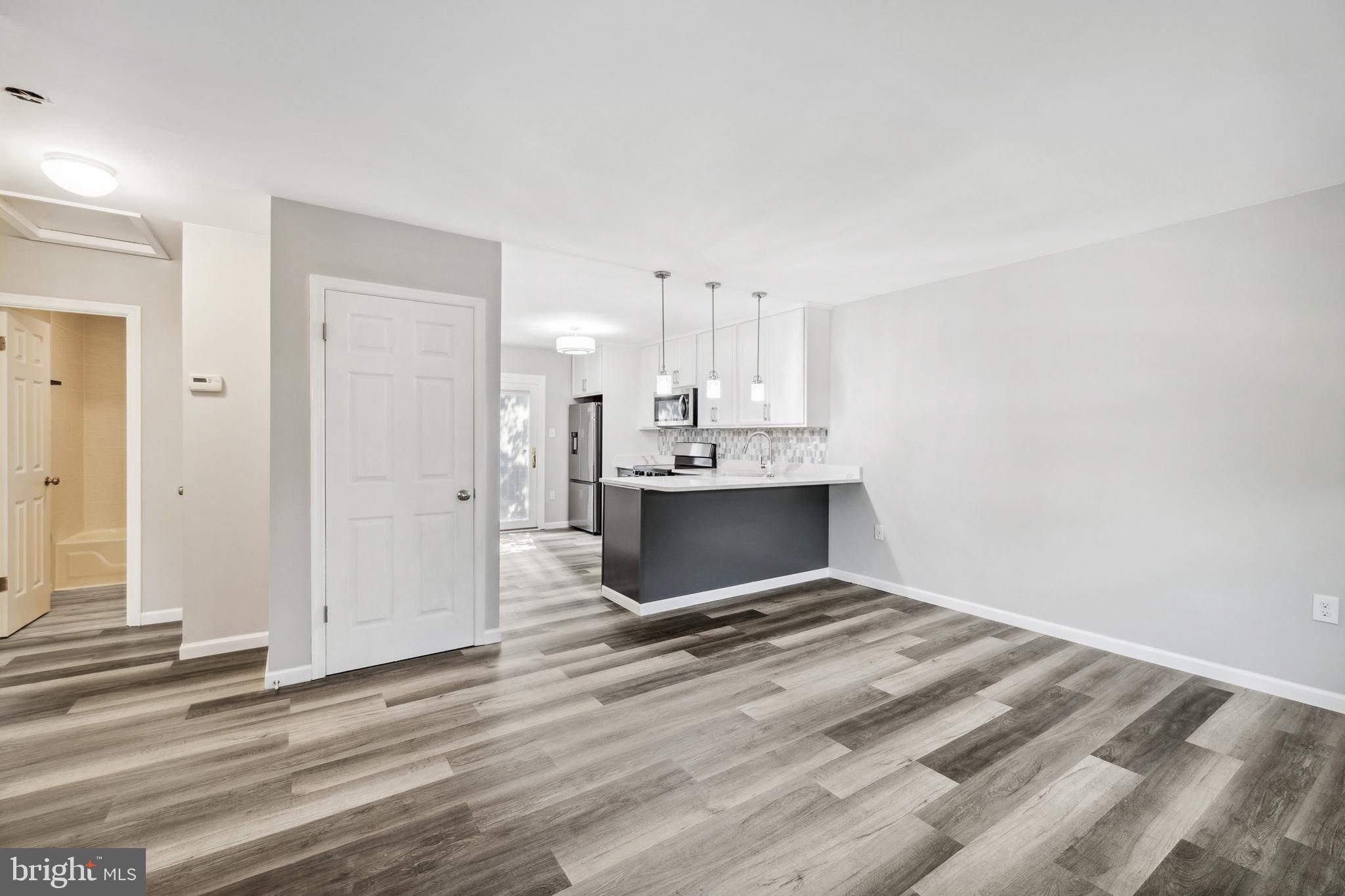 BRADBURY PARK - Residential